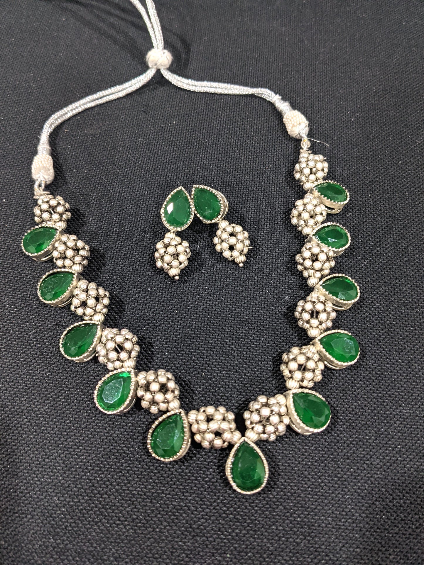 Polki charm silver plated Choker Necklace and Stud Earrings set