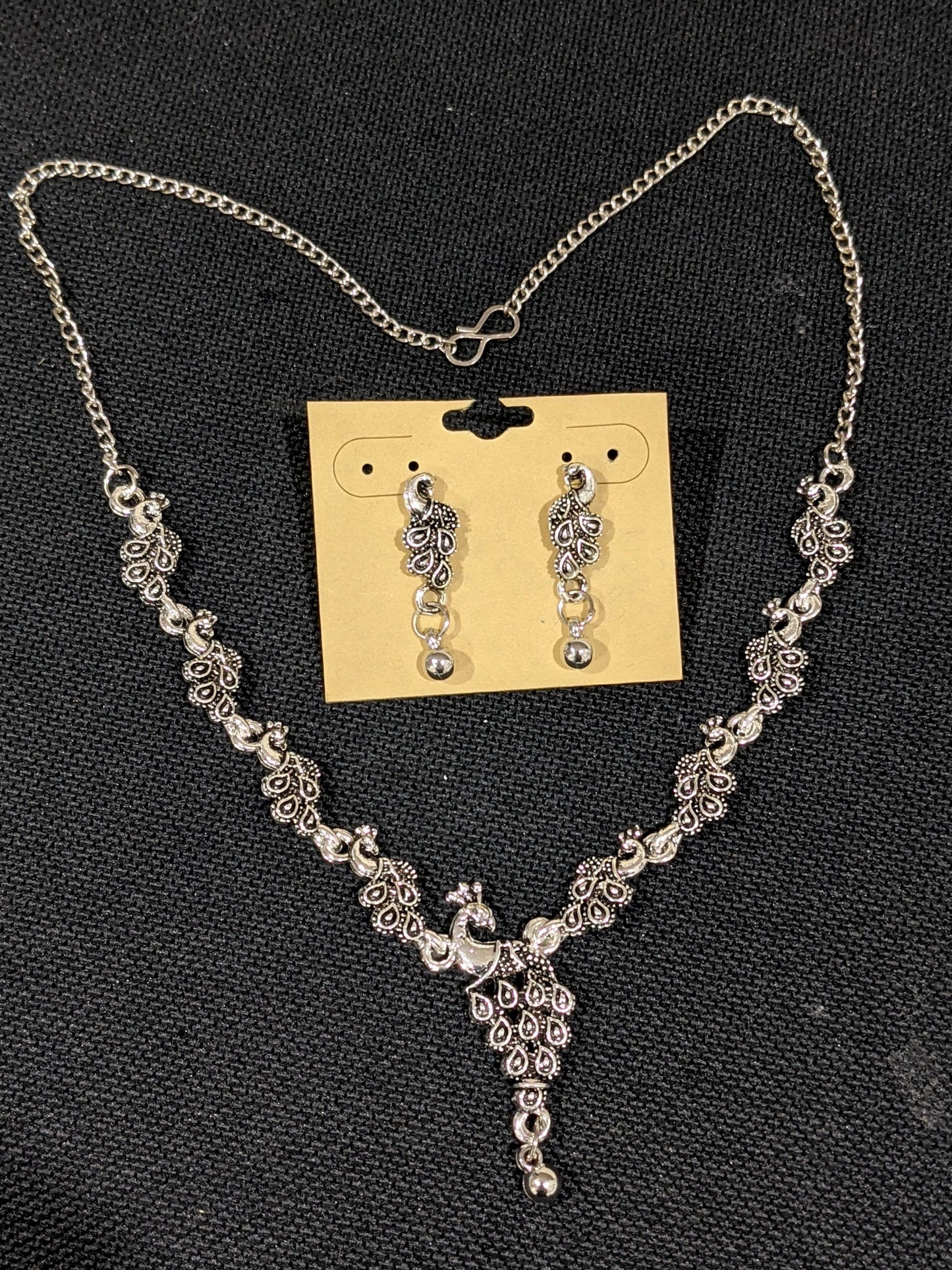 Oxidized Silver Simple Choker necklace and Stud Earrings set