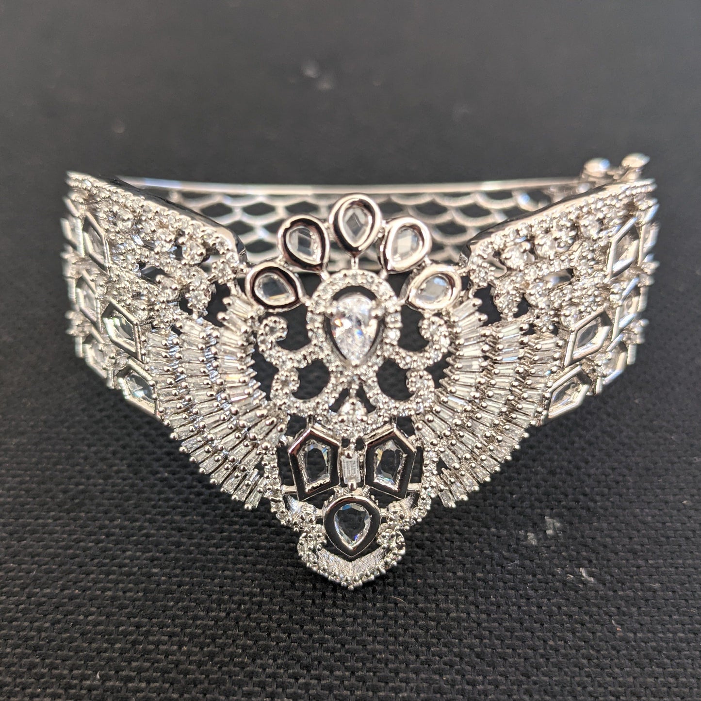 Platinum finish Bold Designer openable Bangle Bracelet