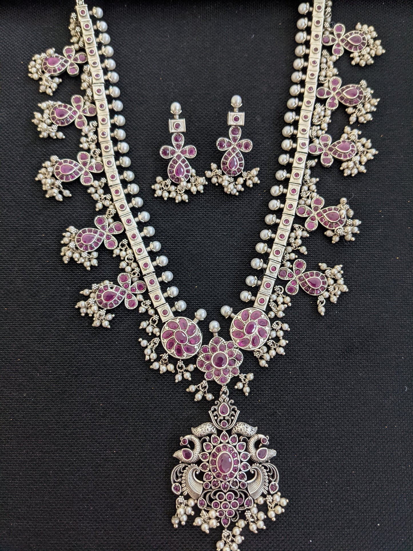 Guttapusalu style Kemp haram and earrings set
