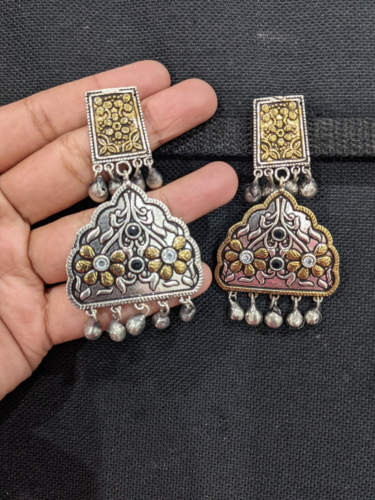 Dual tone curvy triangle design ghunghru bead hanging earring - Simpliful
