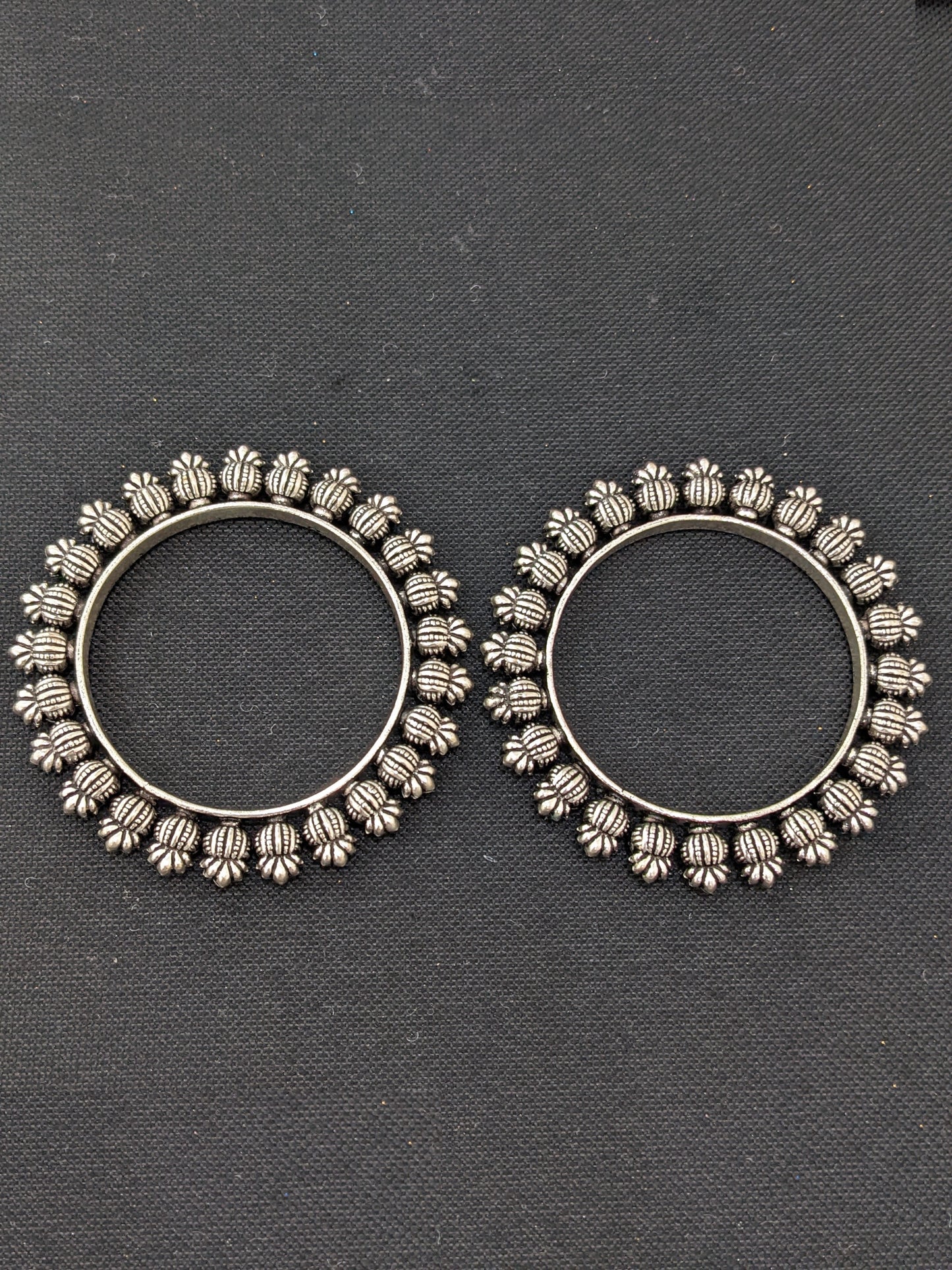 Oxidized silver pair bangles - Pineapple design