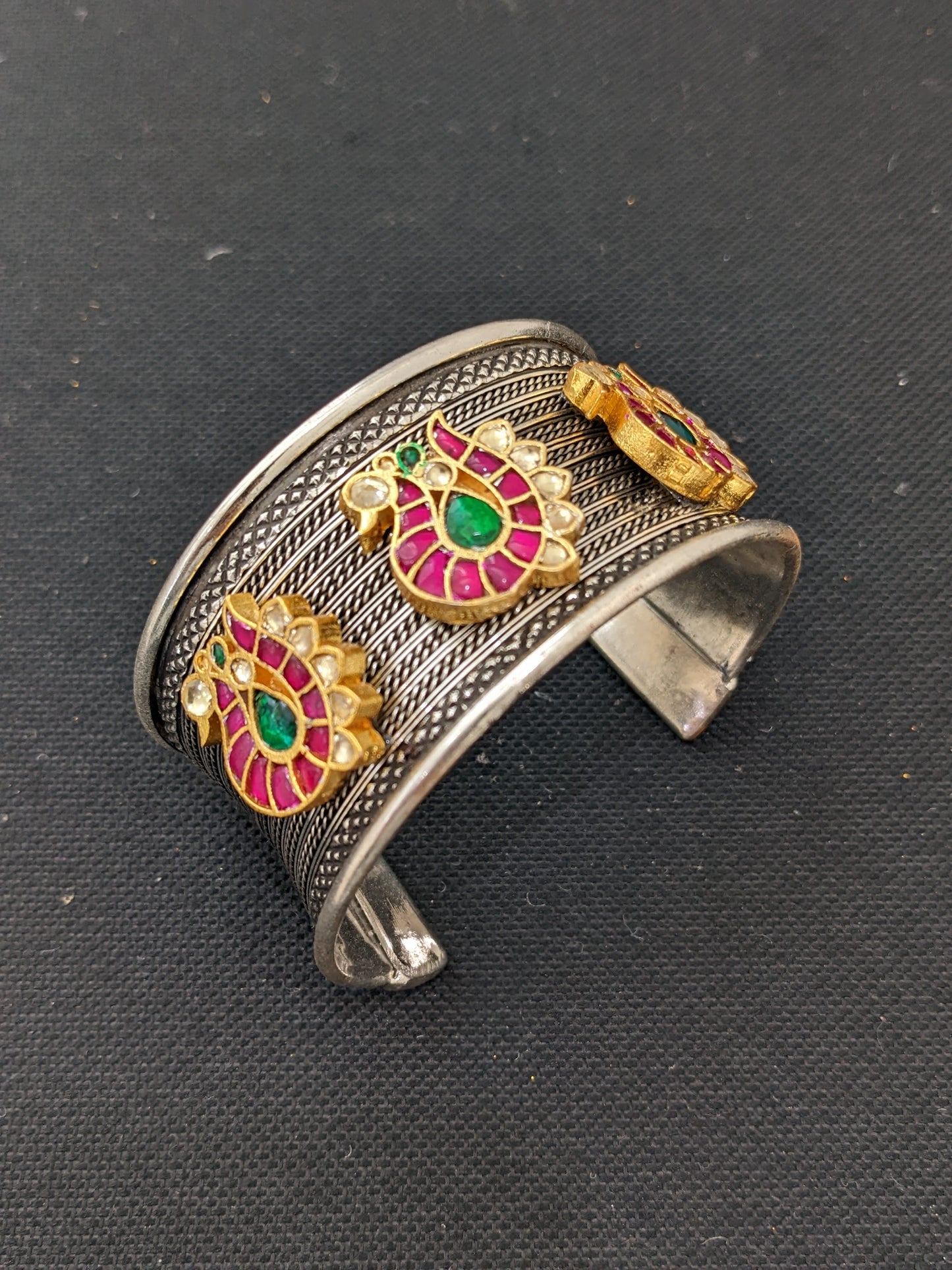 Jadau kundan oxidized silver cuff kada