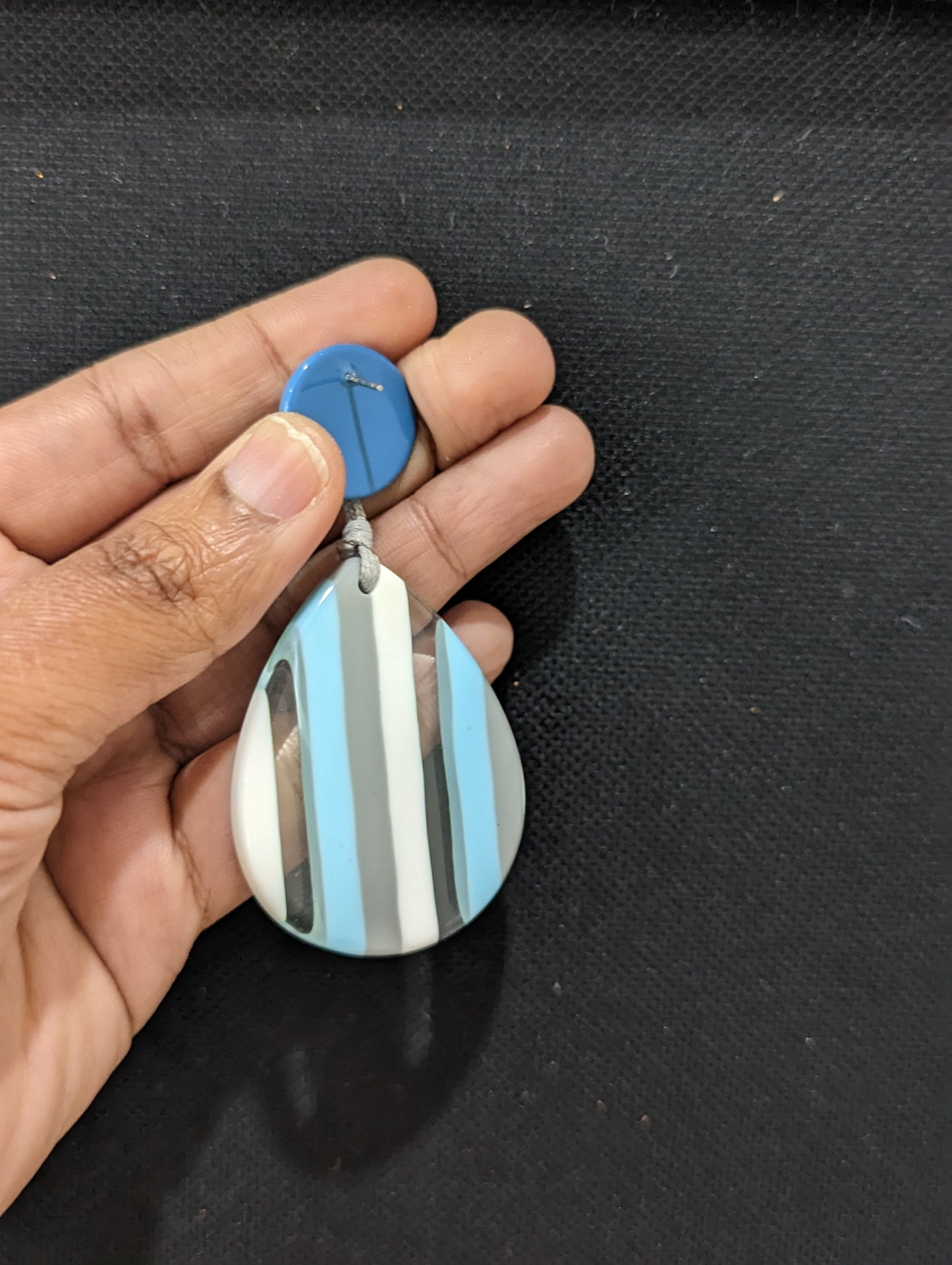 Vertical lined colorful plastic earrings