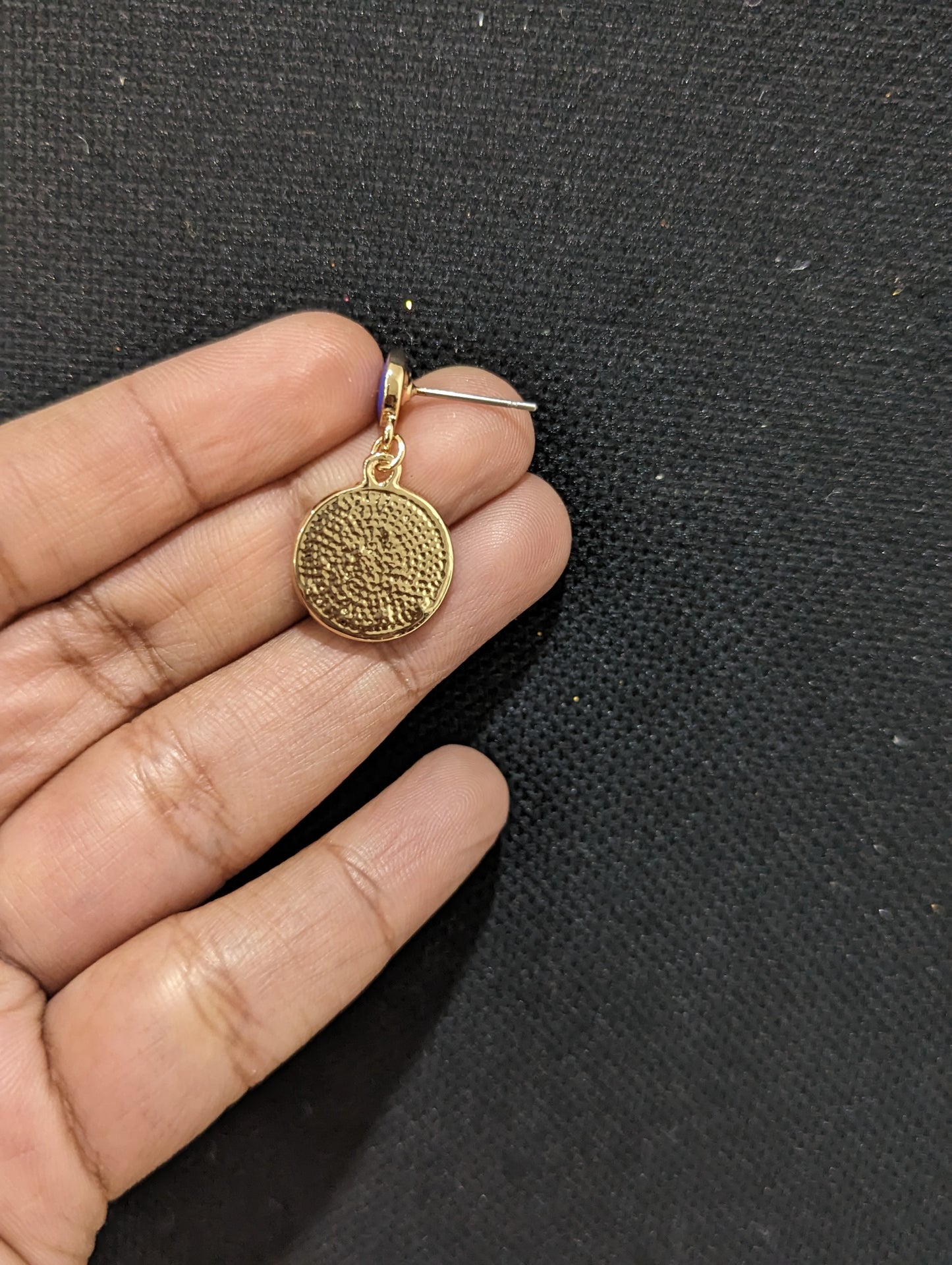 Vertical lined geometric small earrings - Simpliful