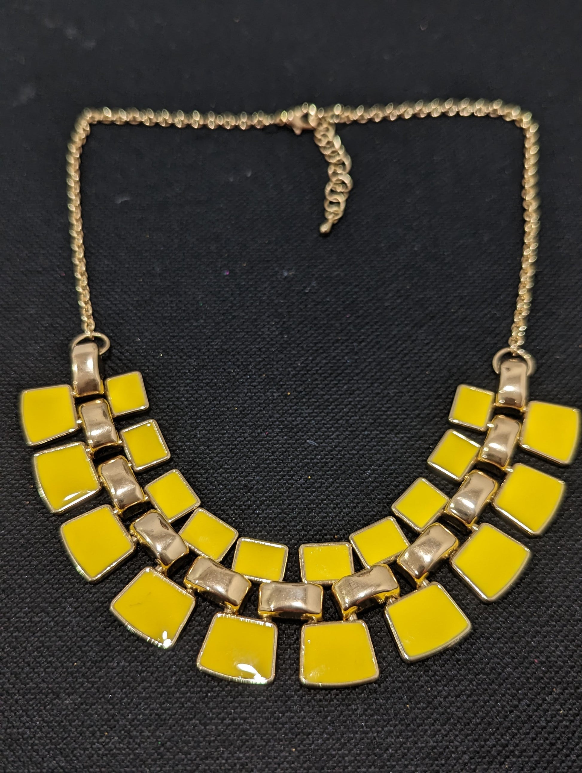 Yellow Enamel Fashion Necklace - Simpliful