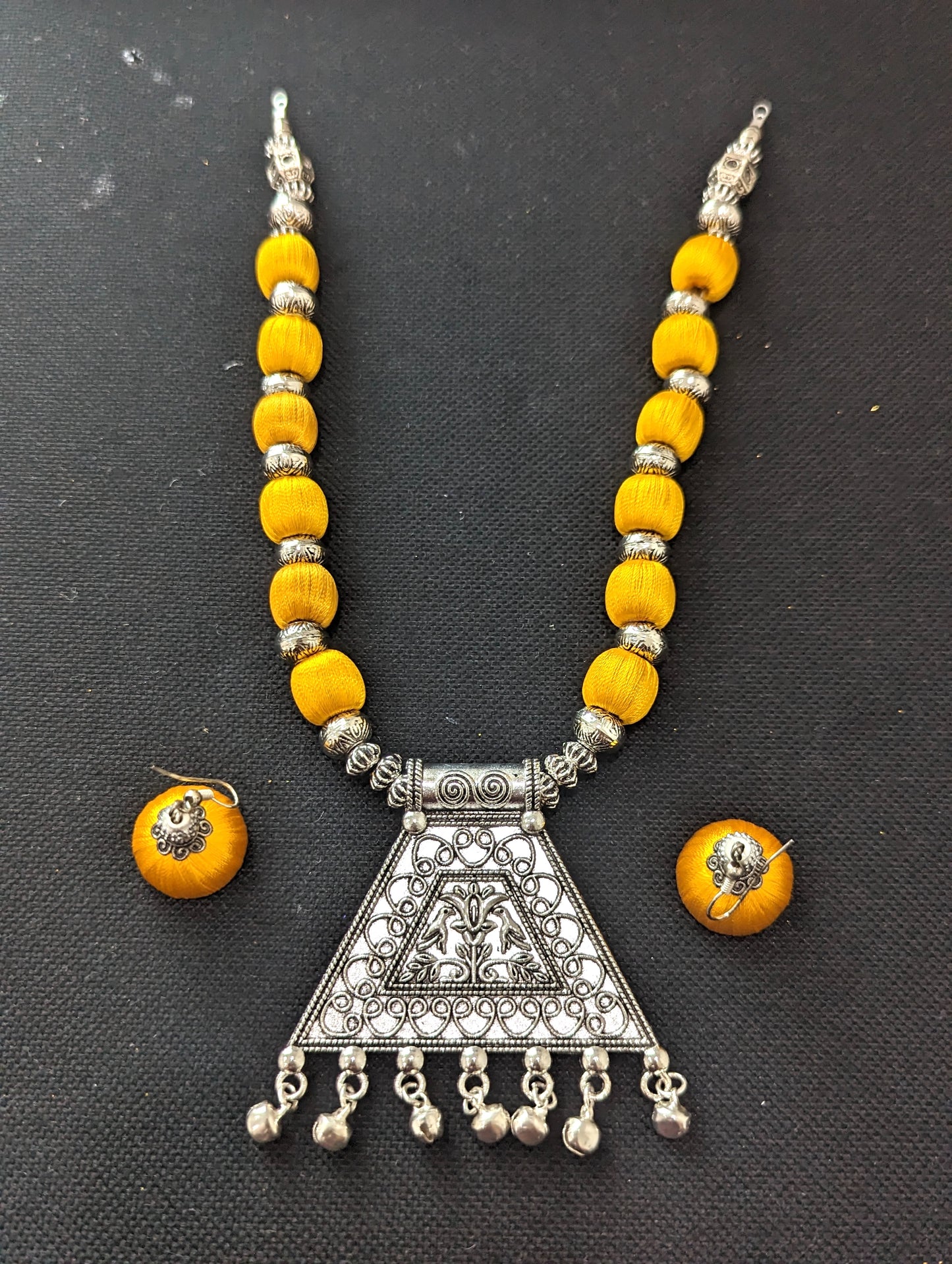 Silk Thread antique silver pendant chain Necklace and Earrings Set