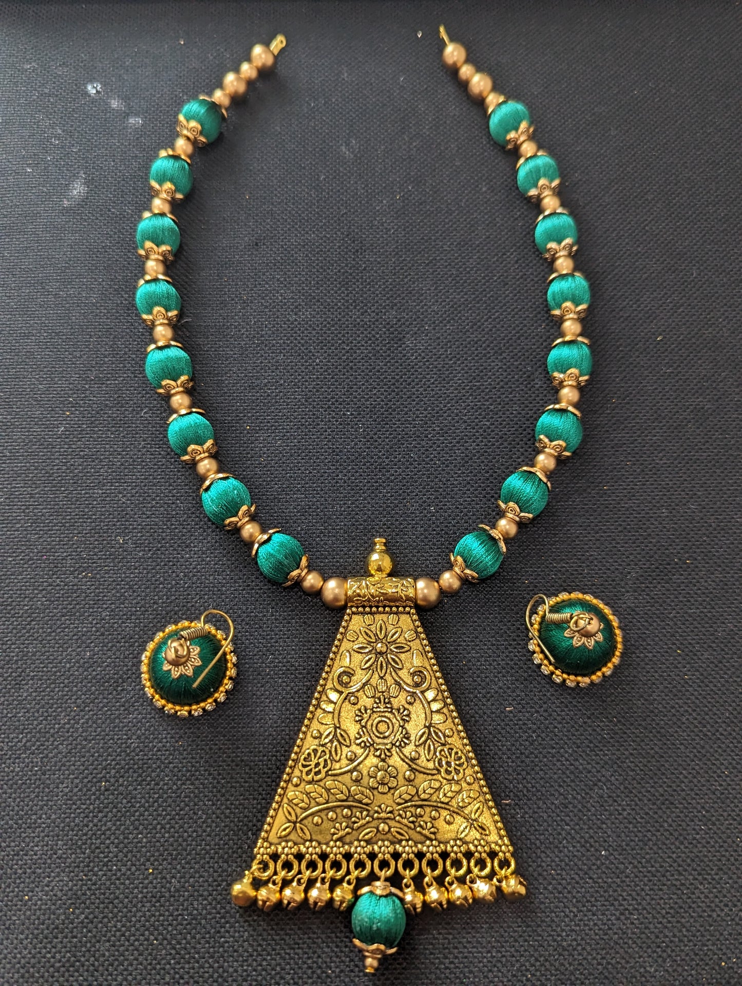 Silk Thread antique gold pendant chain Necklace and Earrings Set