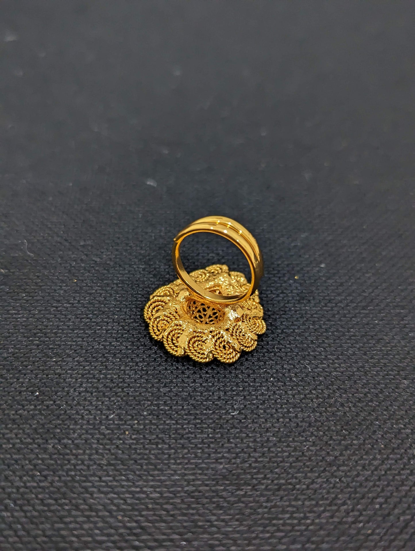 Teardrop design Gold plated adjustable Finger rings