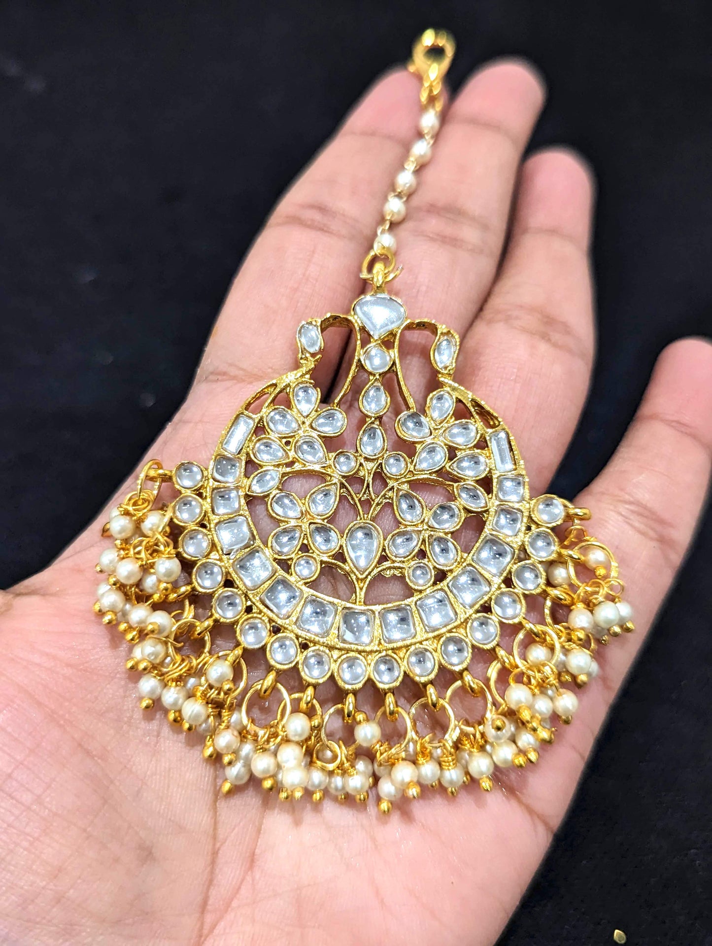 Large Chandbali Glass Kundan Maang Tikka