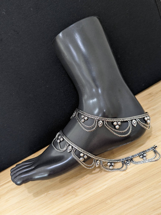 Oxidized Silver chain dangle Anklets - Design 1