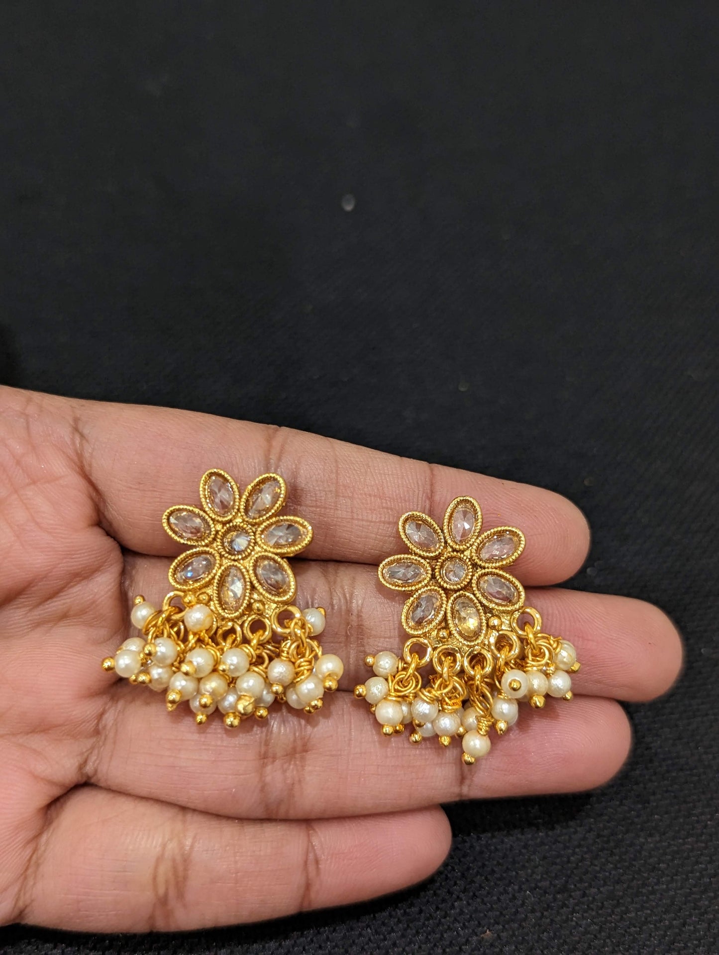 Pearl cluster Choker Necklace and Stud Earrings set