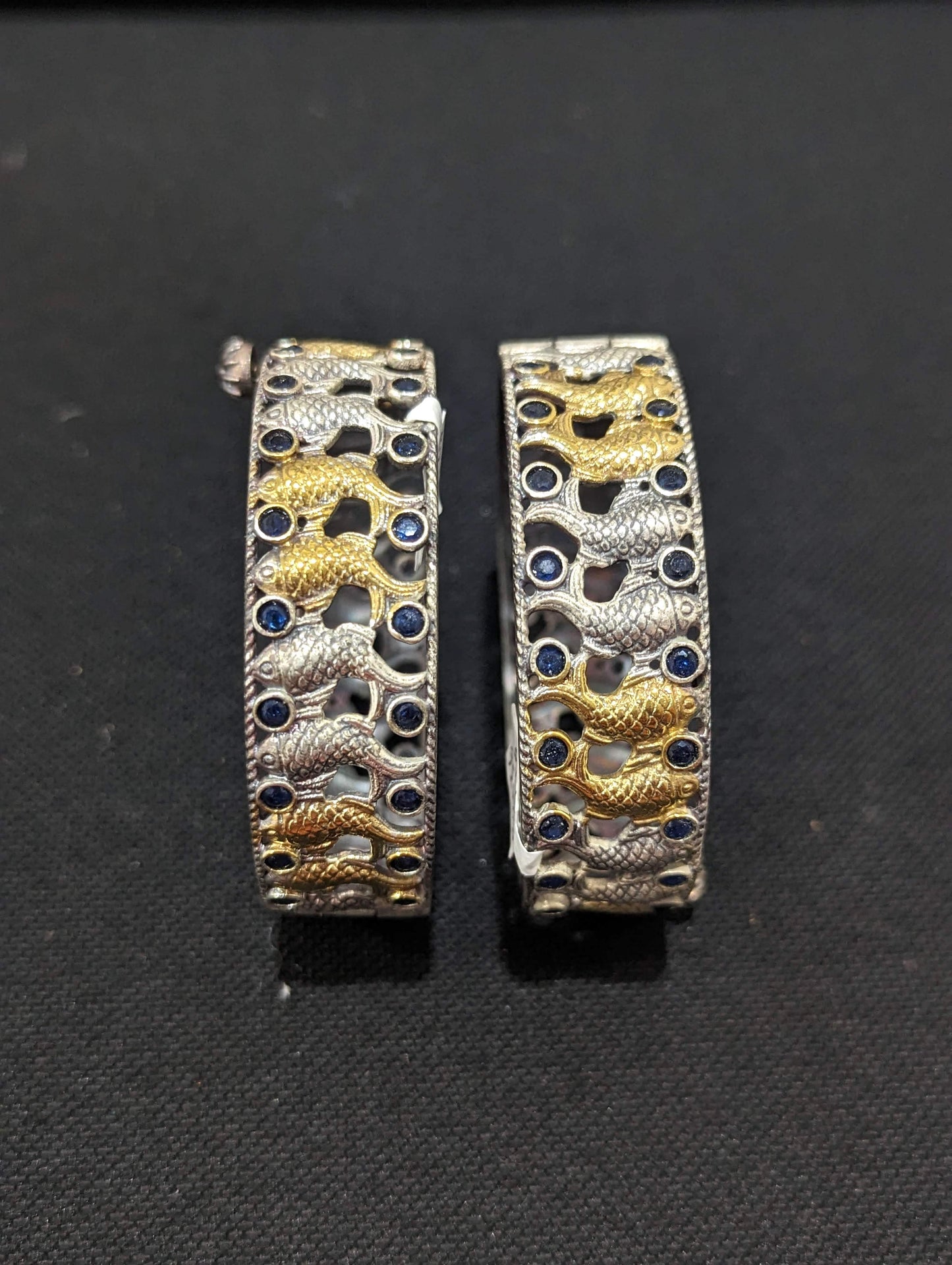 Real silver look Fish design bangles - Simpliful