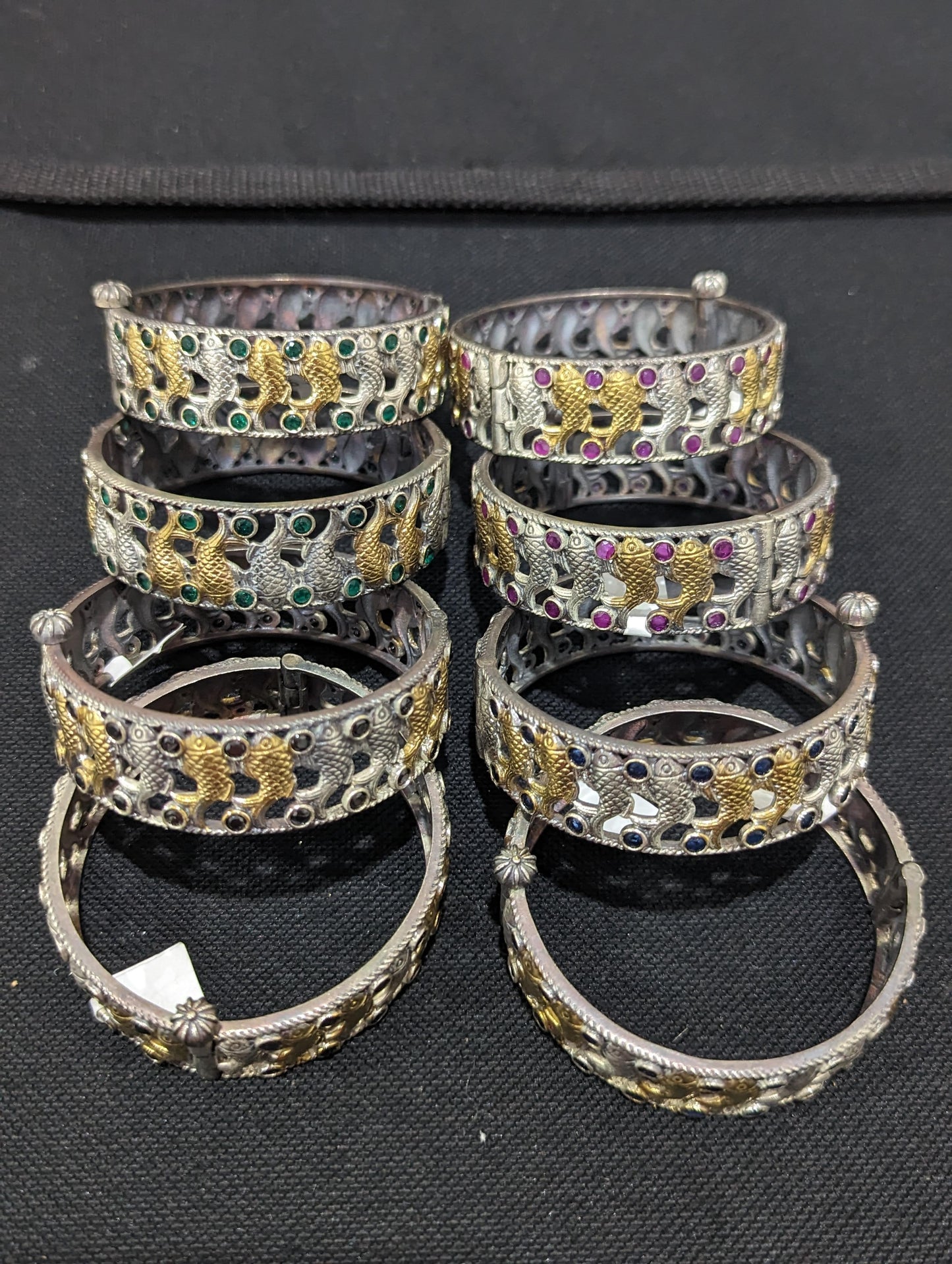 Real silver look Fish design bangles - Simpliful