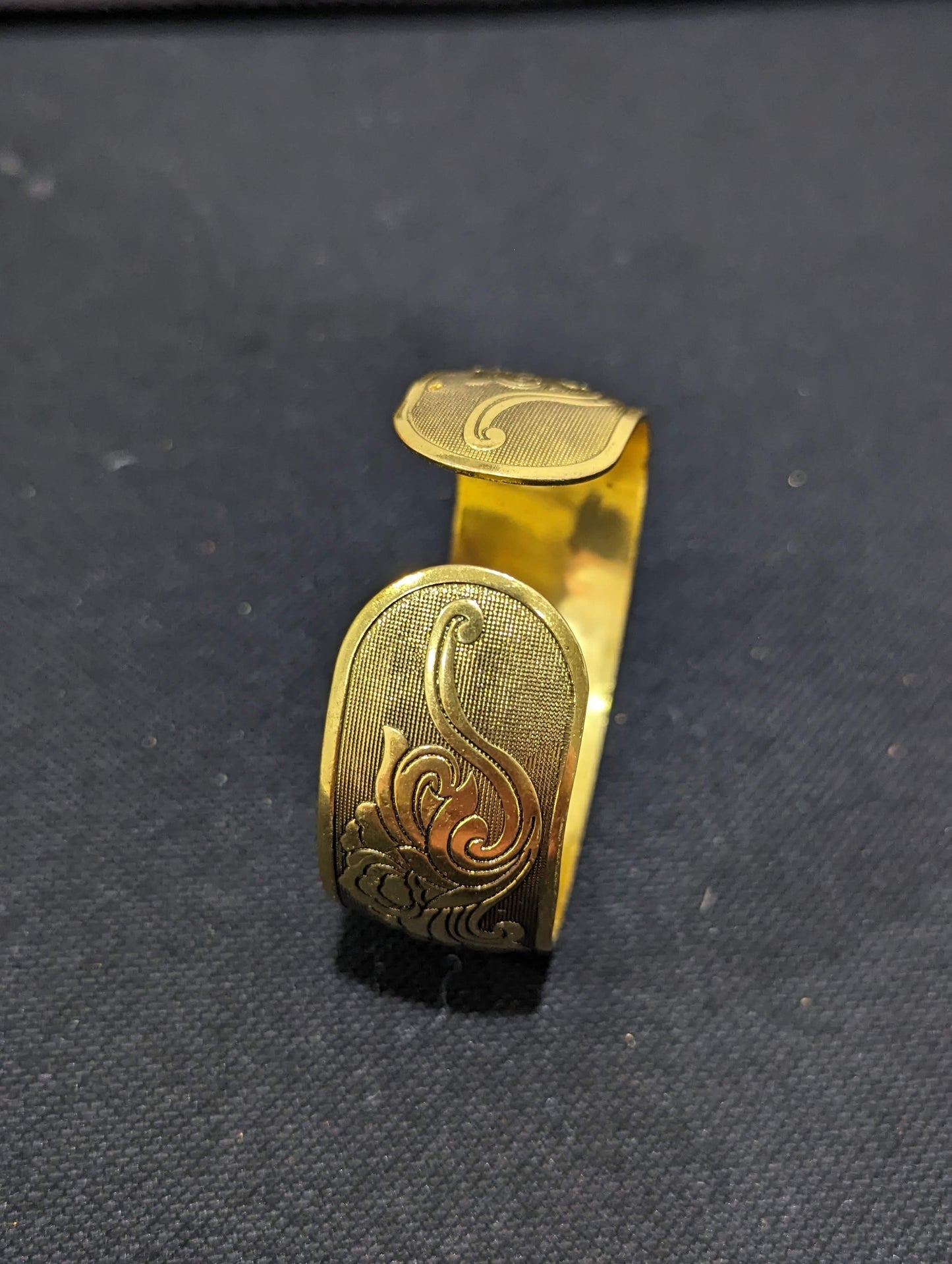 Antique gold oxidized broad kada - Design 4