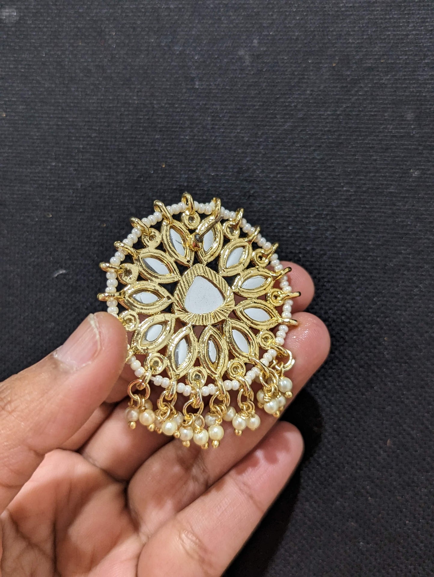 Glass kundan Large Round stud Earrings