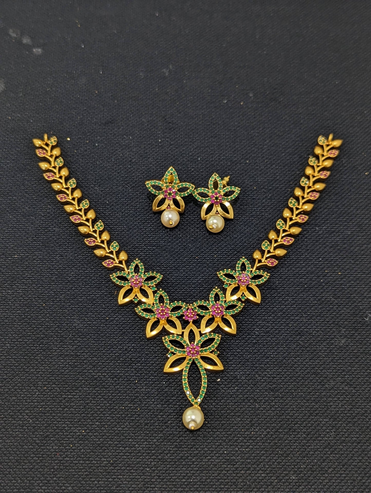 Antique Leafy Flower CZ Necklace and Earrings set