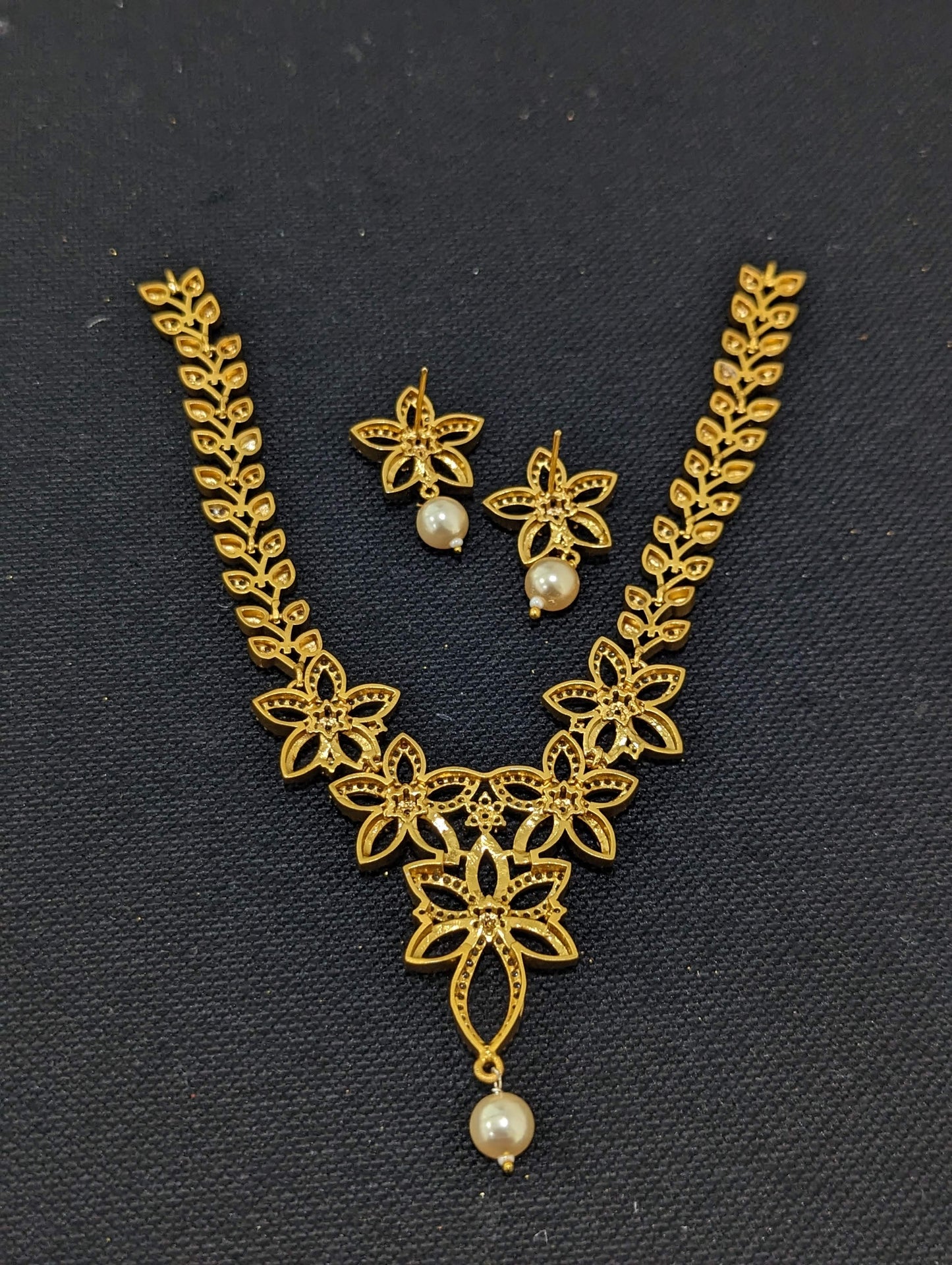 Antique Leafy Flower CZ Necklace and Earrings set