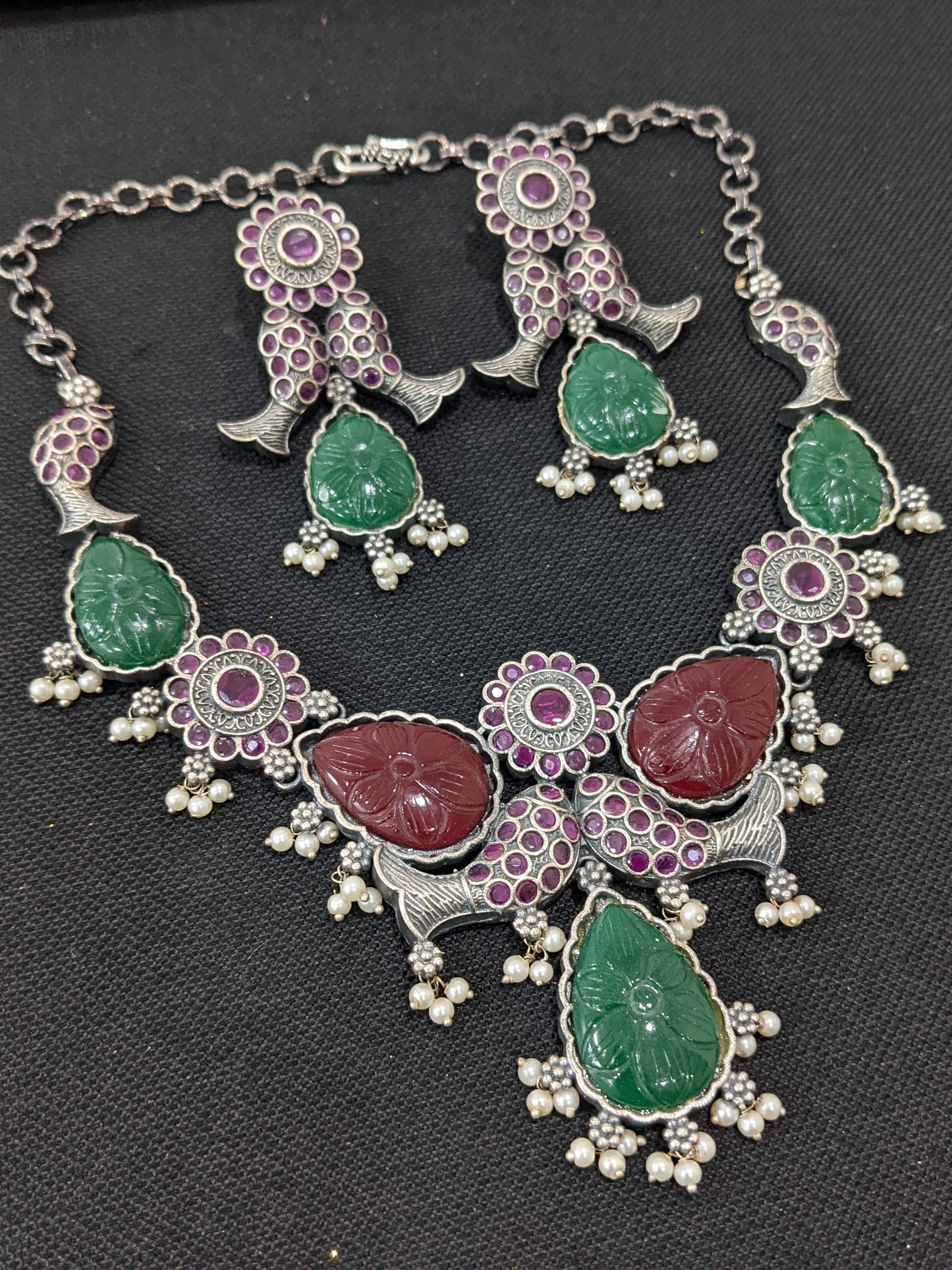 Oxidized Silver Fish design Statement Choker set