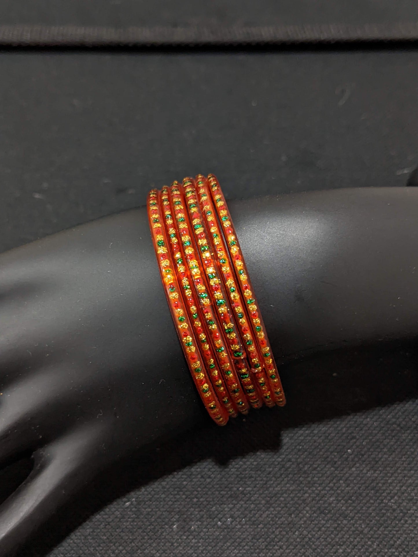 Red Green Gold glitter dot Glass Bangles - Set of 6 bangles / Half dozen bangles