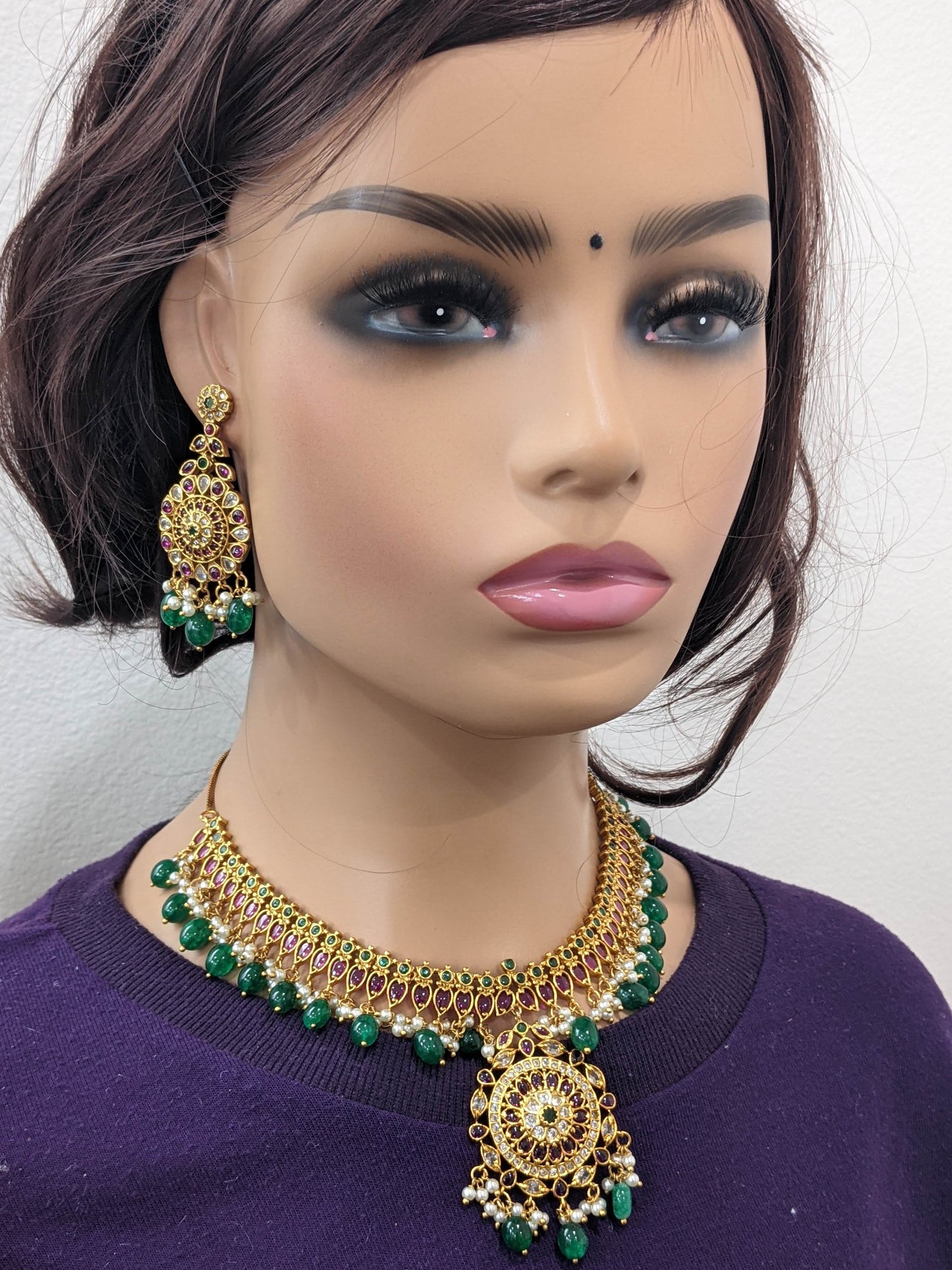 Kemp stone Bead dangle Broad Choker Necklace and Earrings set