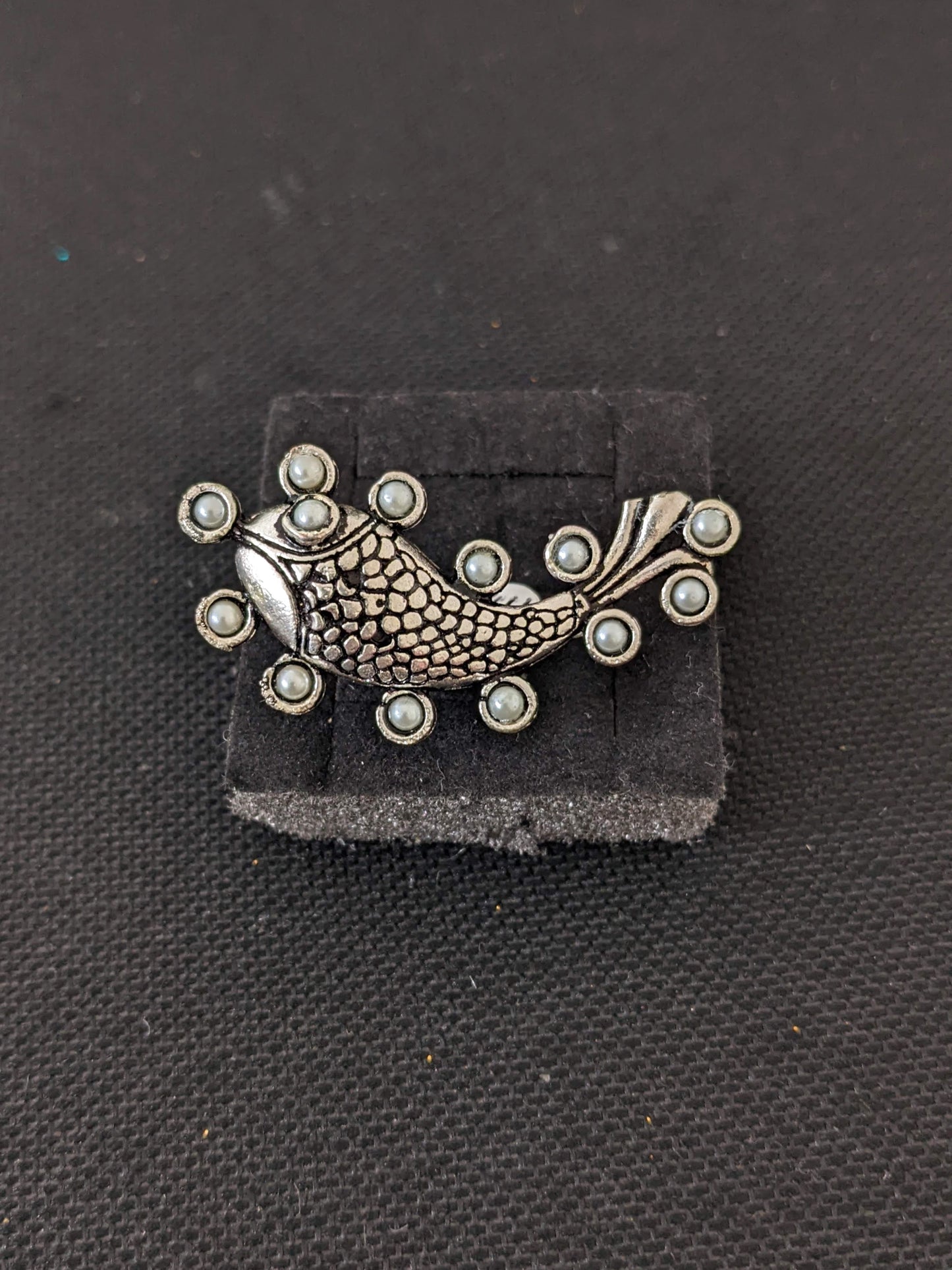 Oxidized Fish design Adjustable Finger ring - Simpliful