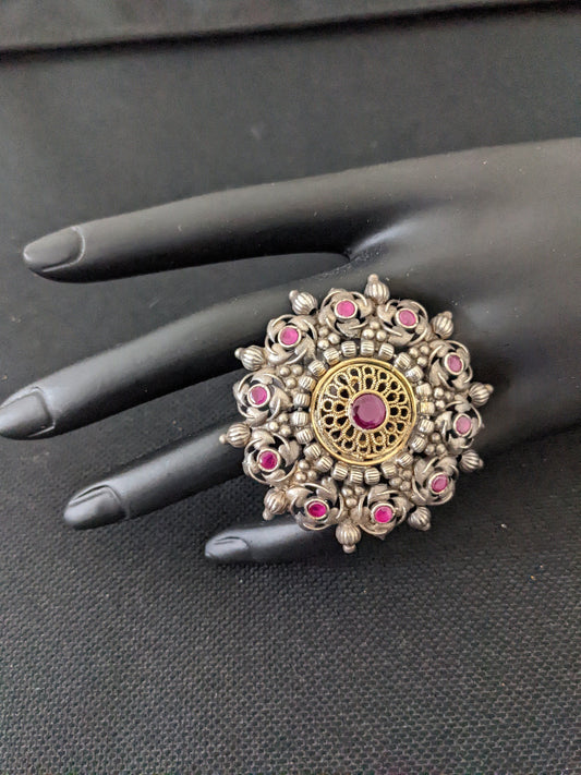 XL Size Dual tone Leaf Round Adjustable Finger ring - Simpliful