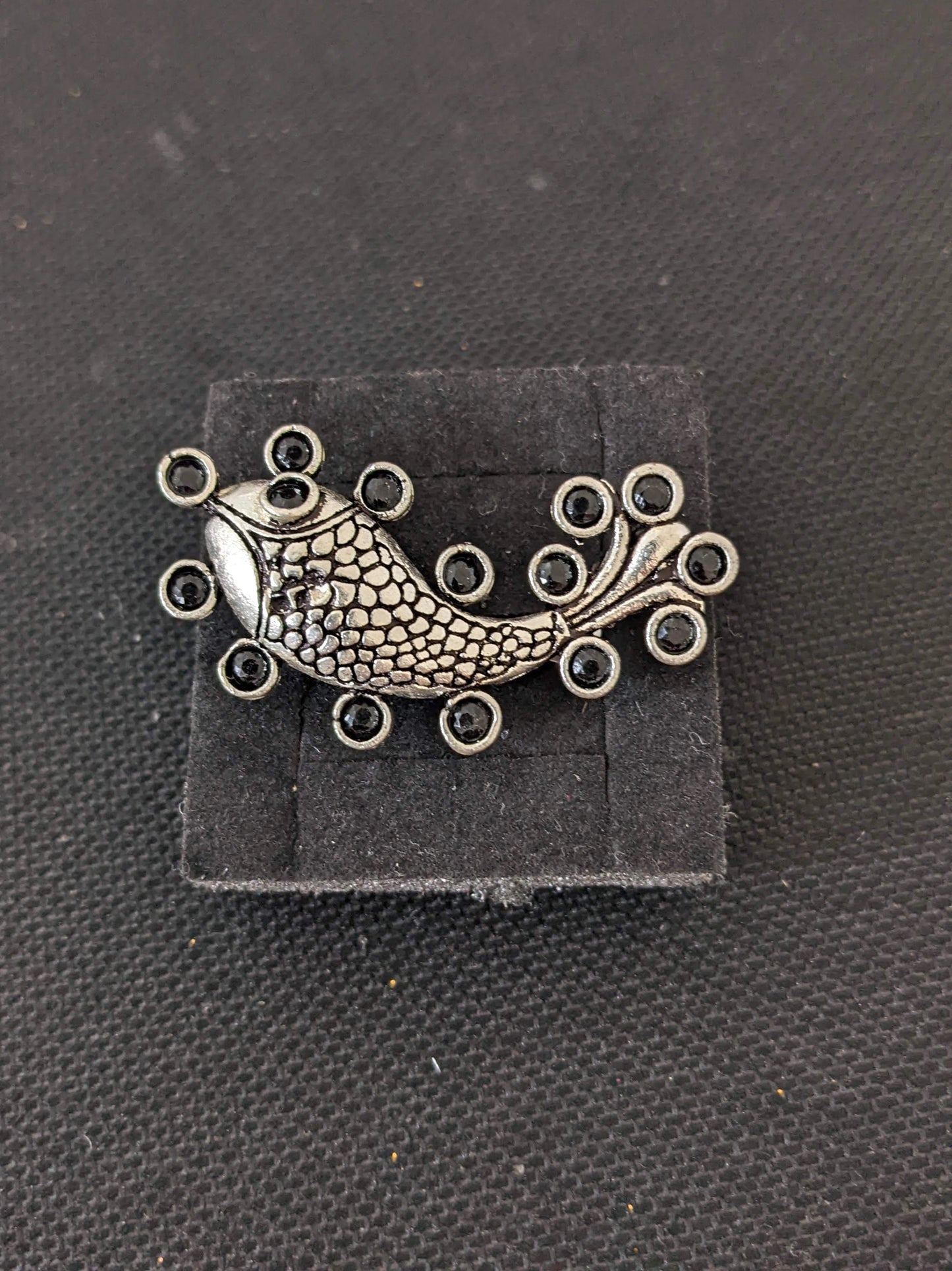 Oxidized Fish design Adjustable Finger ring - Simpliful