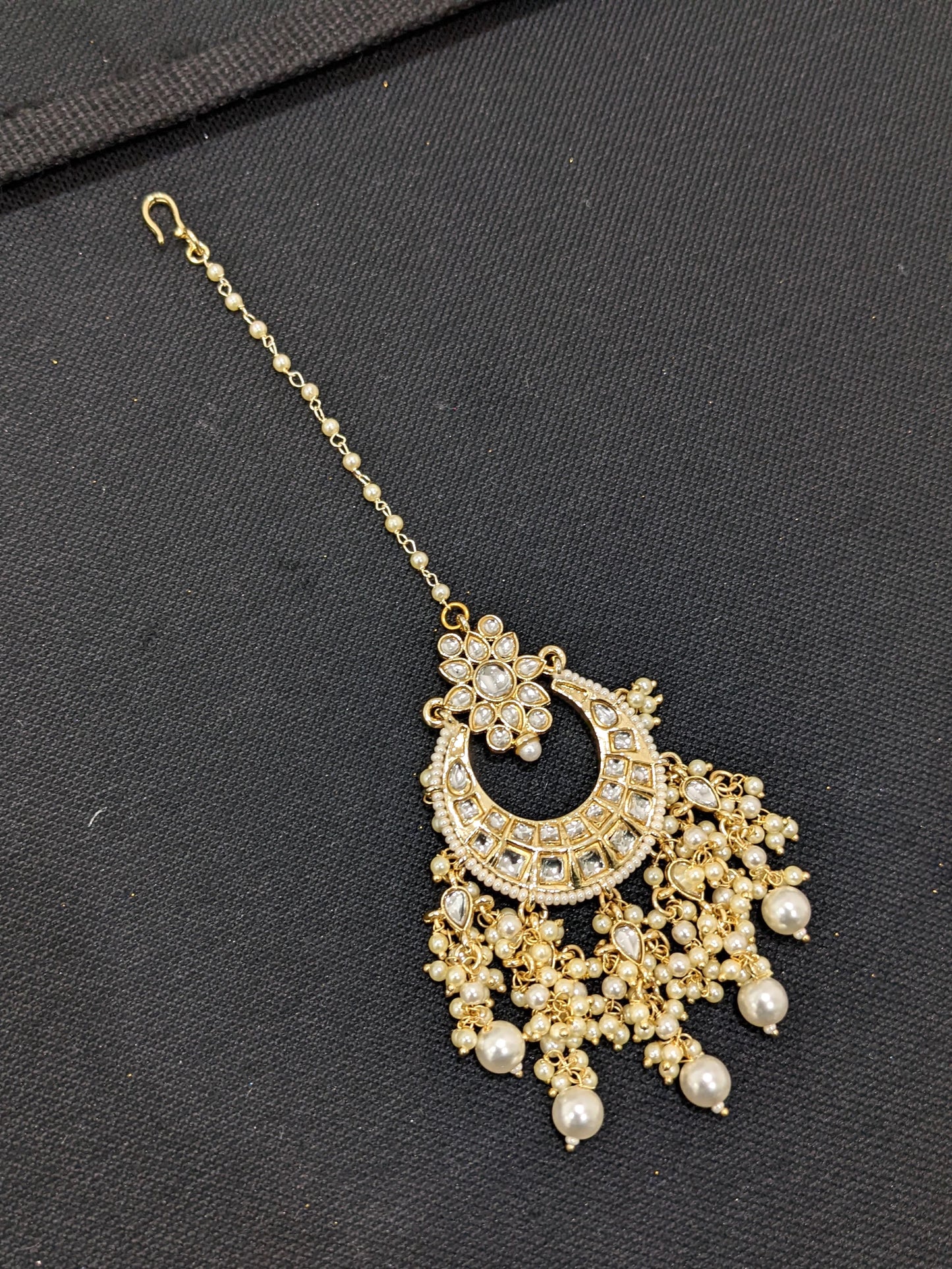 Kundan Maang Tikka and Earrings Combo - Design 1