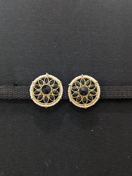 Black polki stud earrings