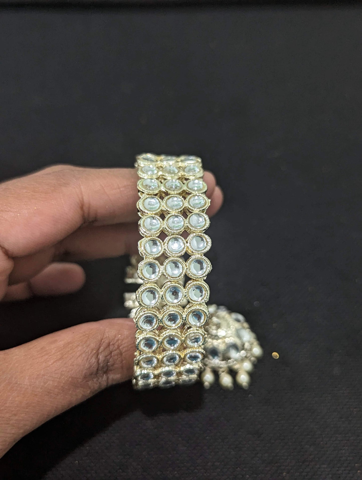 Glass kundan stone bracelet - D1