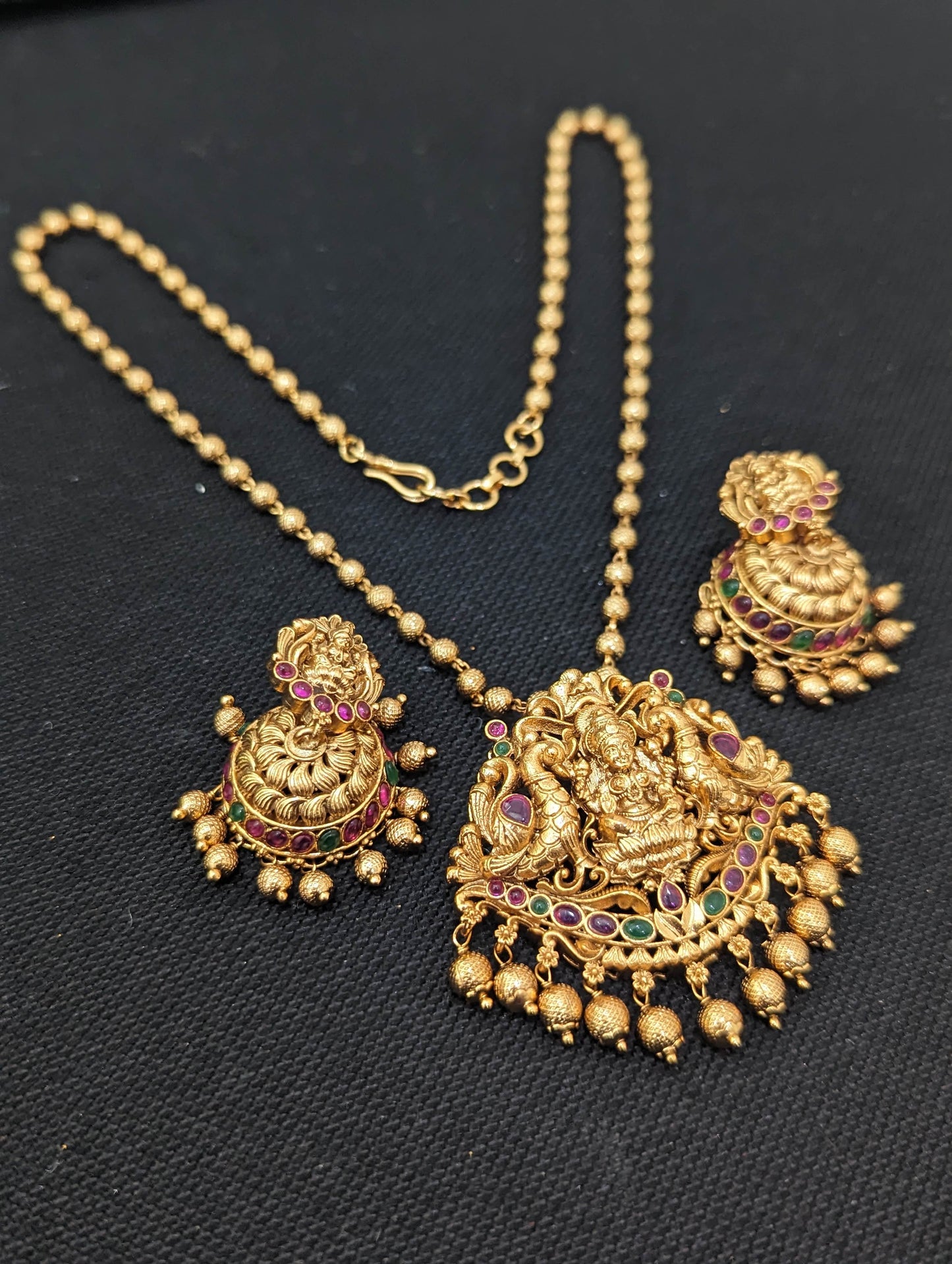 Goddess Lakshmi Pendant Chain and Earrings set - D3