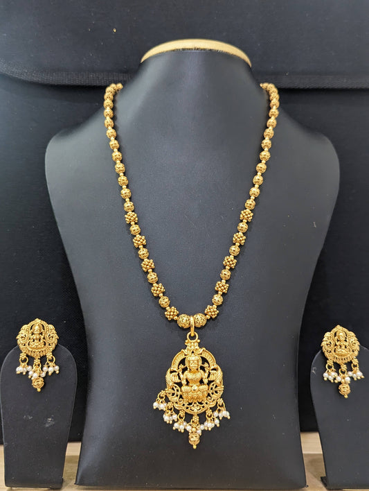 Goddess Lakshmi Pendant Chain and Earrings set - D2