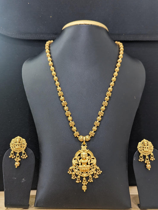 Goddess Lakshmi Pendant Chain and Earrings set - D2