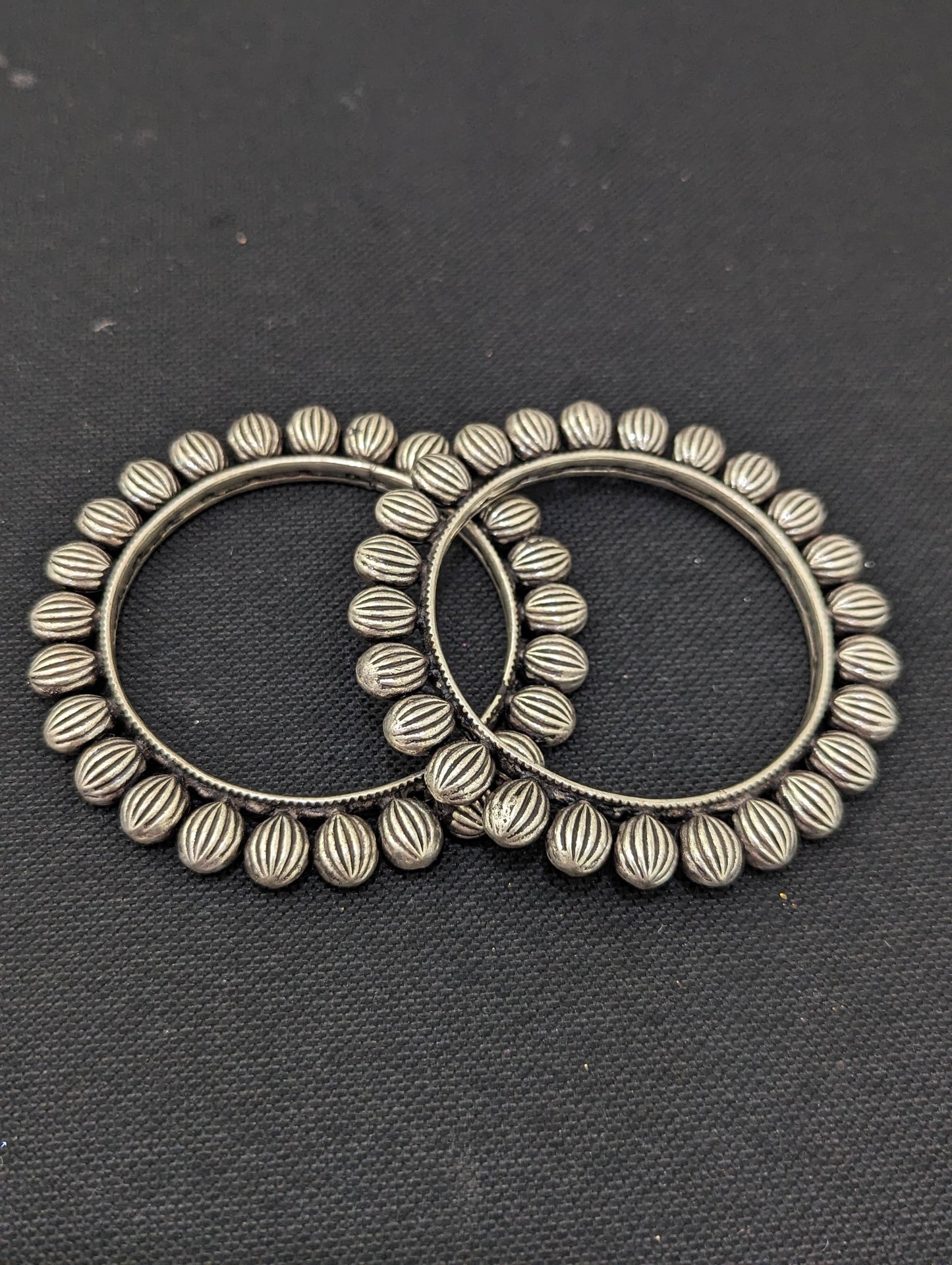Oxidized silver pair bangles - Lined Oval design