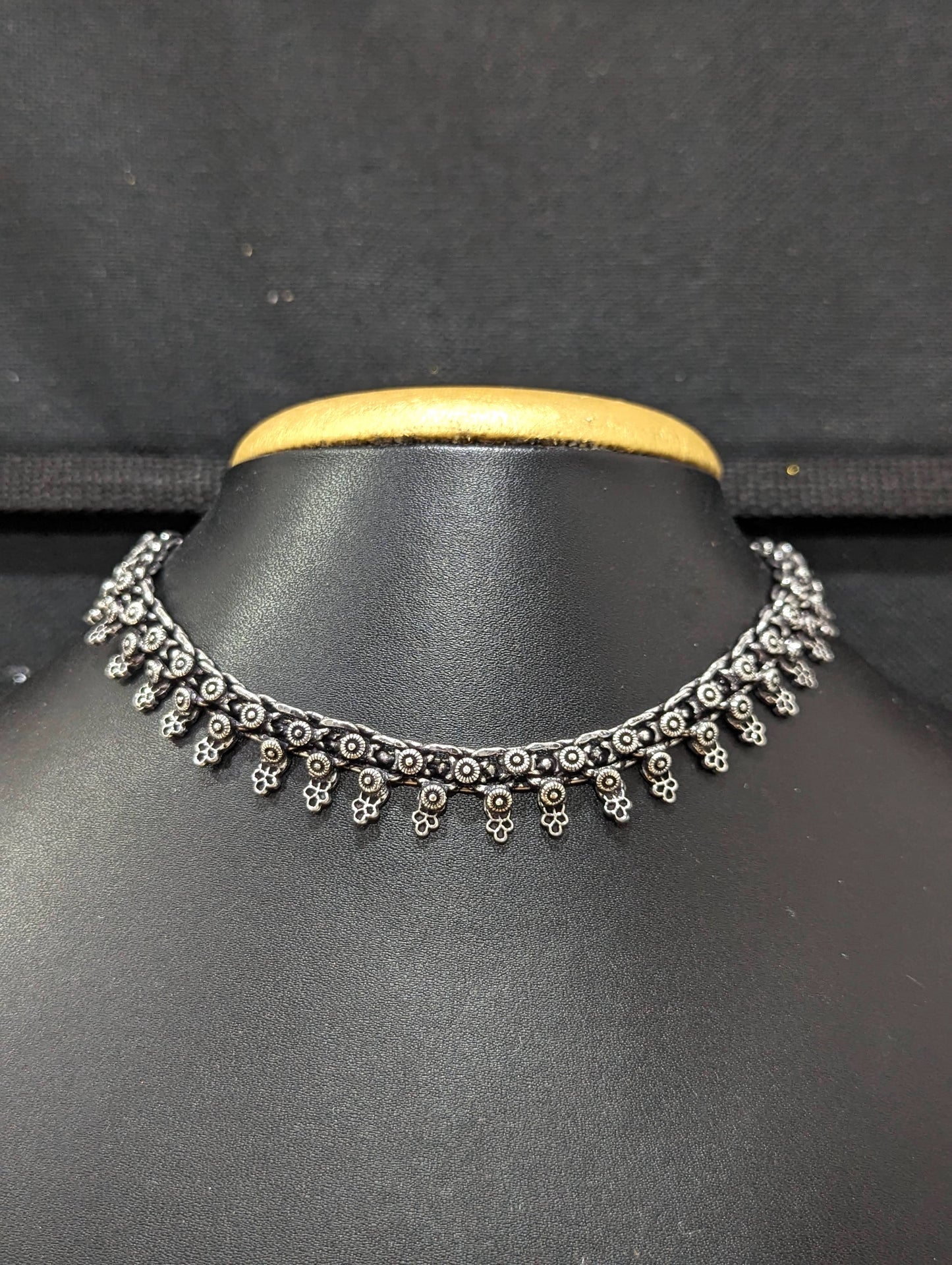 Oxidized silver choker necklace - D2