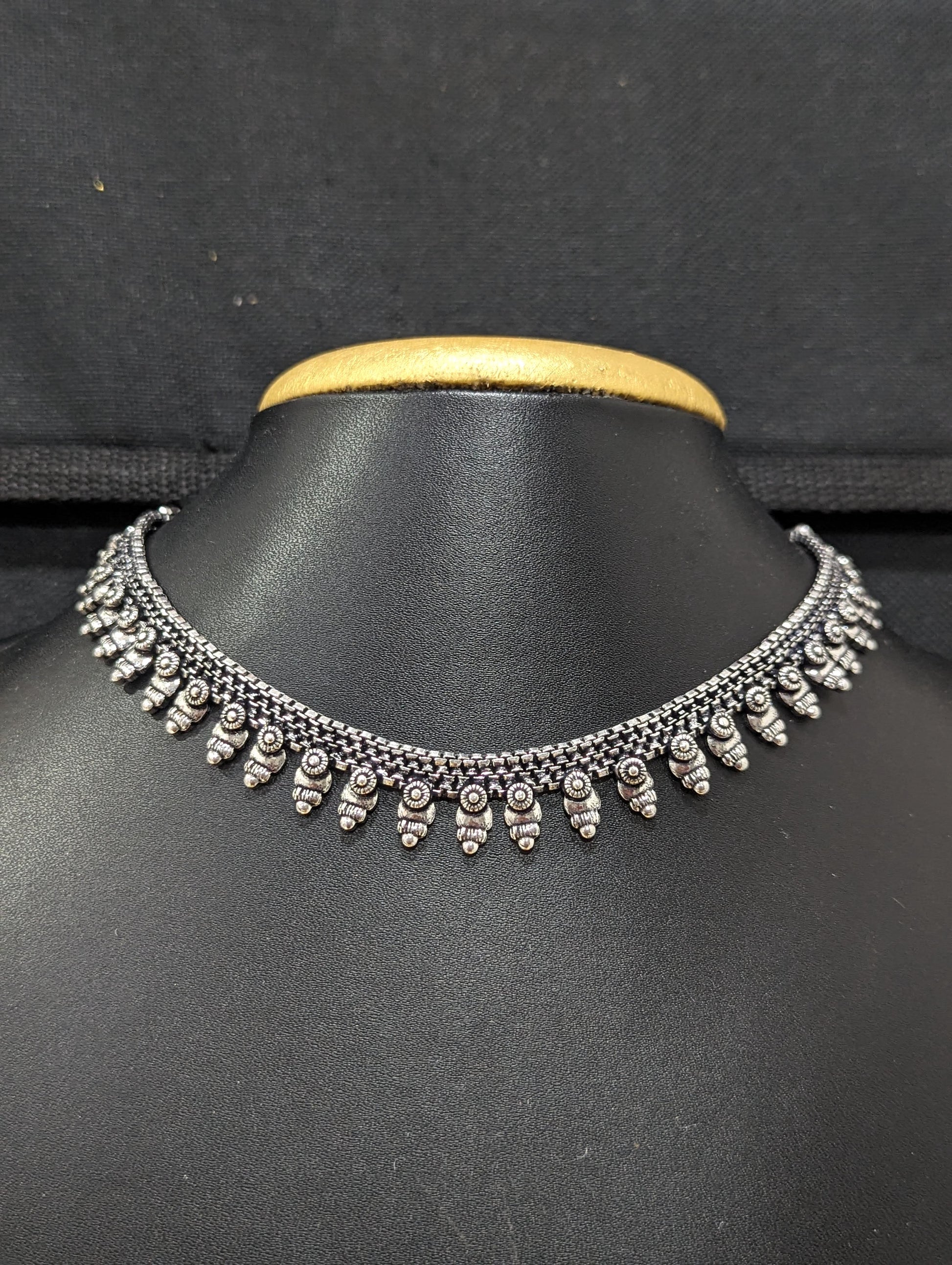 Oxidized silver choker necklace D3 - Main Image