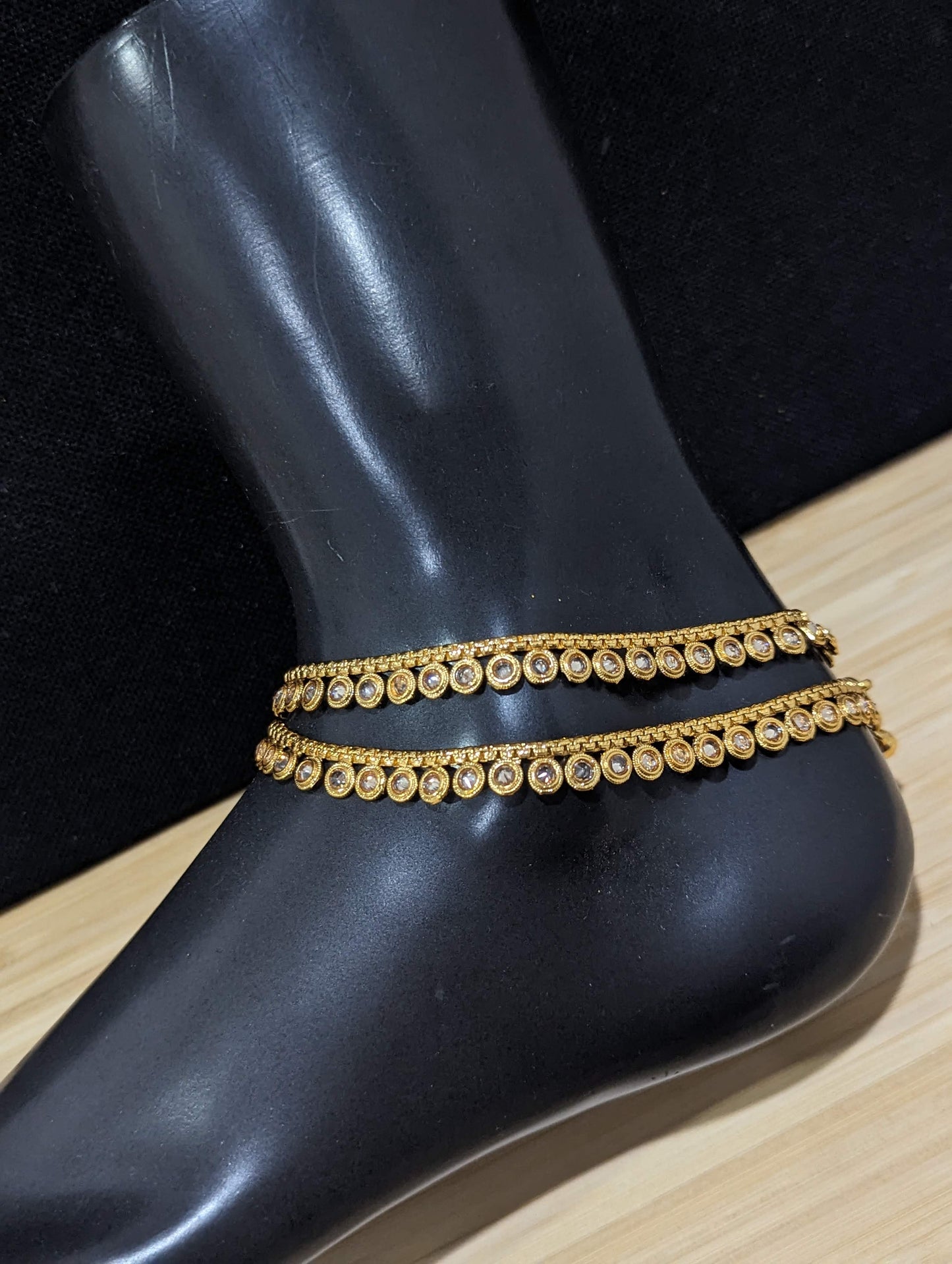 Gold plated shiny polki stone Anklets