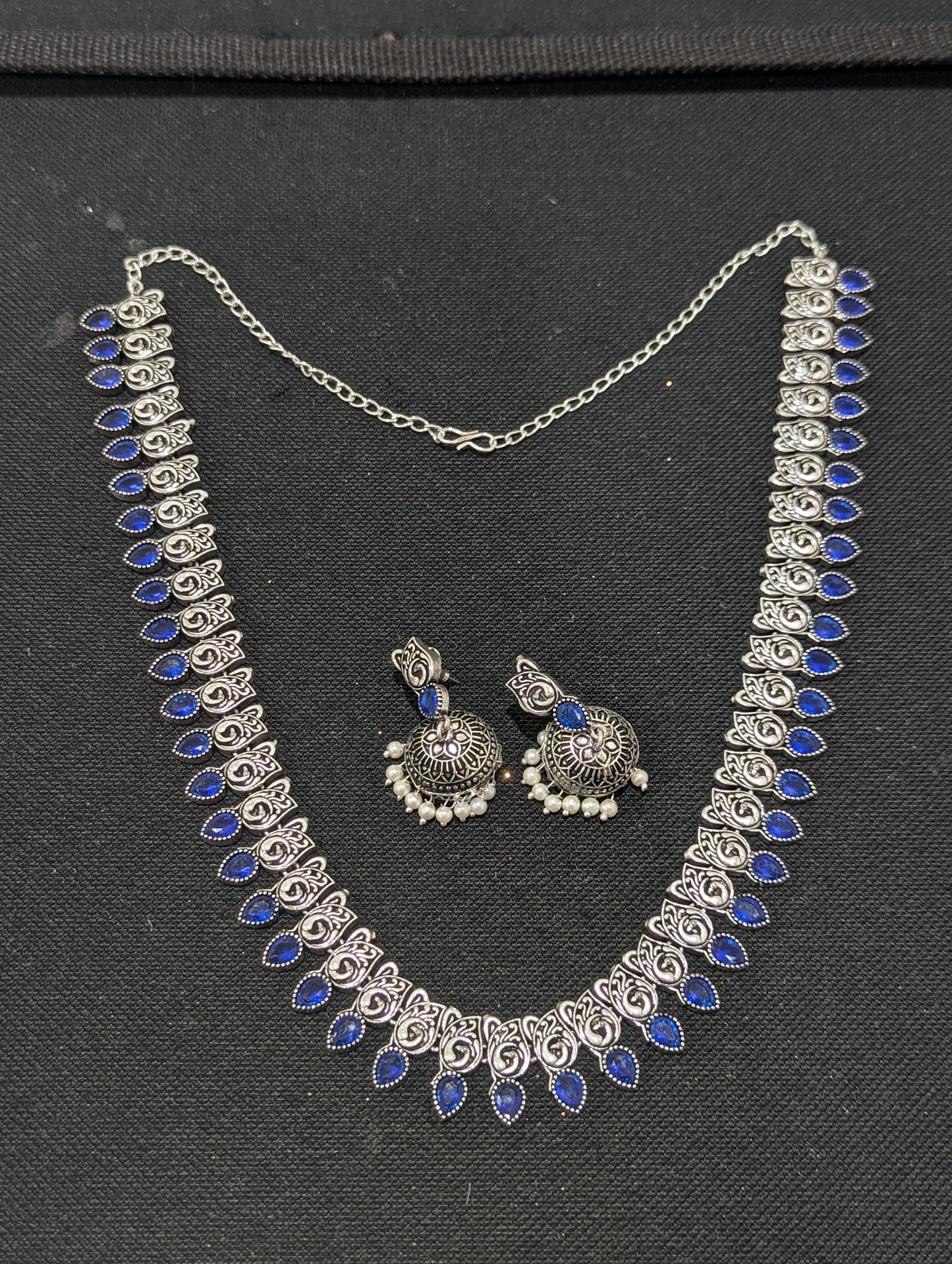 Oxidized Silver Teardrop Polki Mid length necklace set