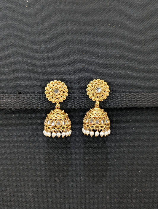 Gold plated Medium Jhumka Earrings