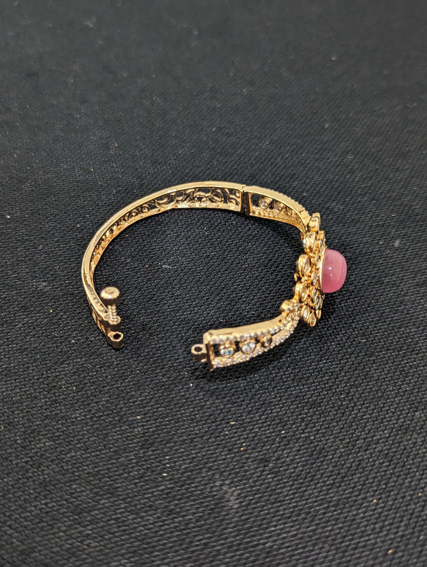 Uncut kundan stone openable bangle bracelet