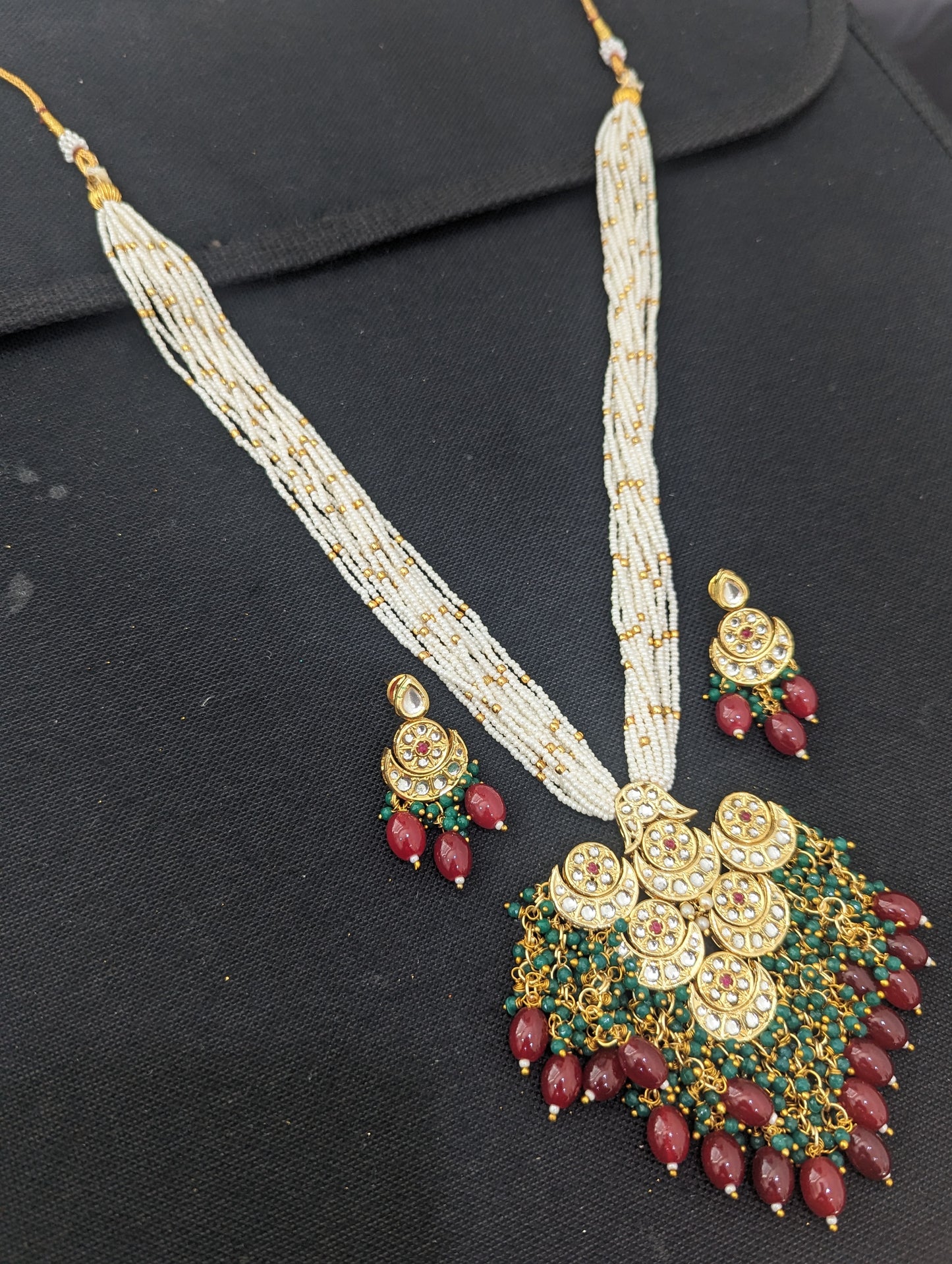 Kundan Long Haar Necklace and Earrings set