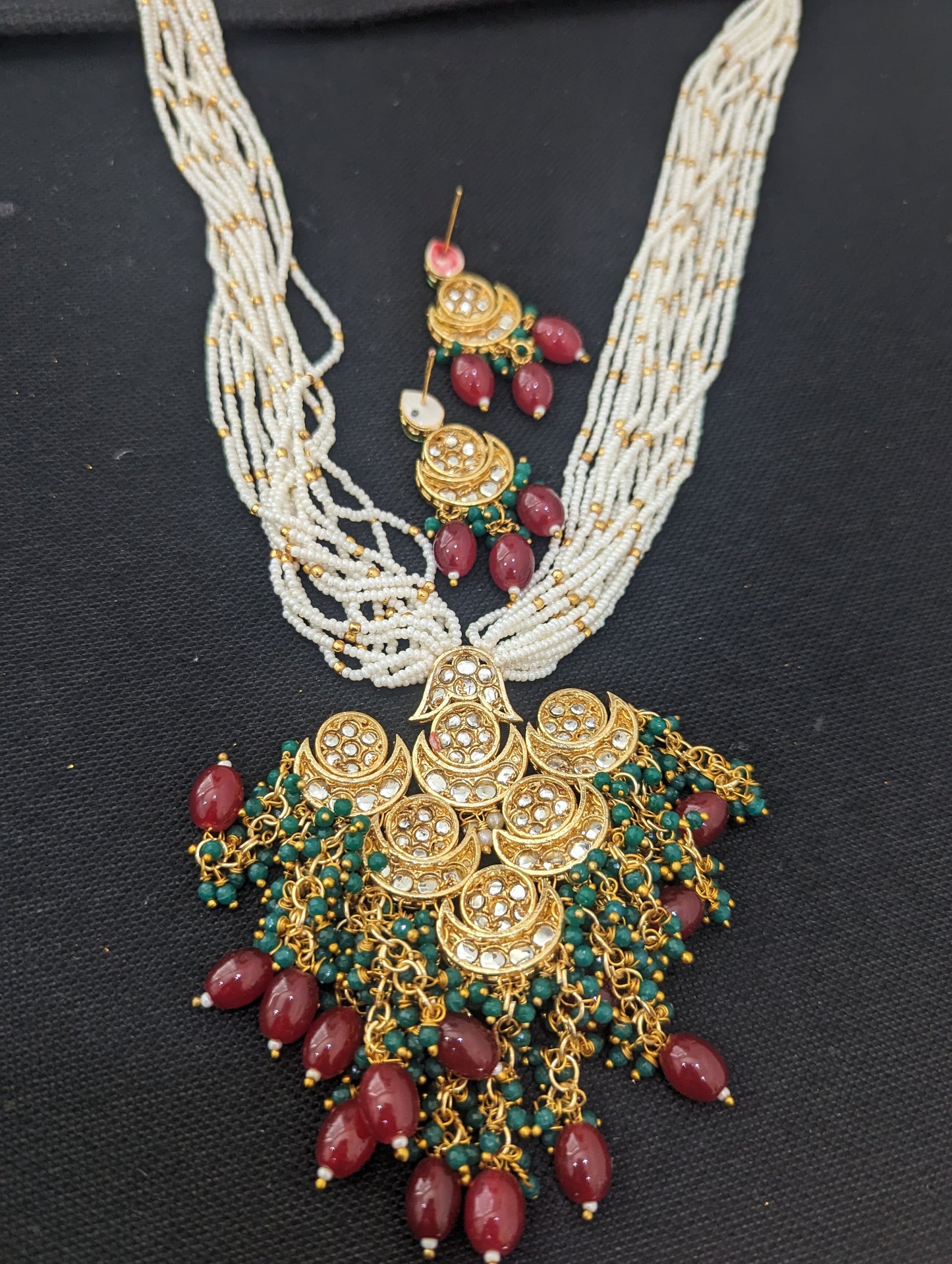 Kundan Long Haar Necklace and Earrings set