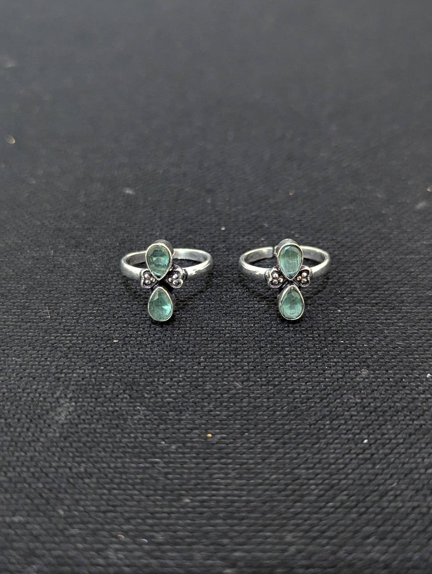 Oxidized silver adjustable Toe Rings - D3