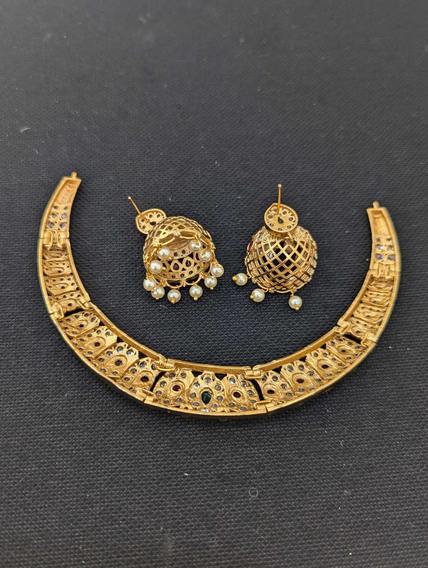 Hasli Choker Necklace Jhumka Earrings Set