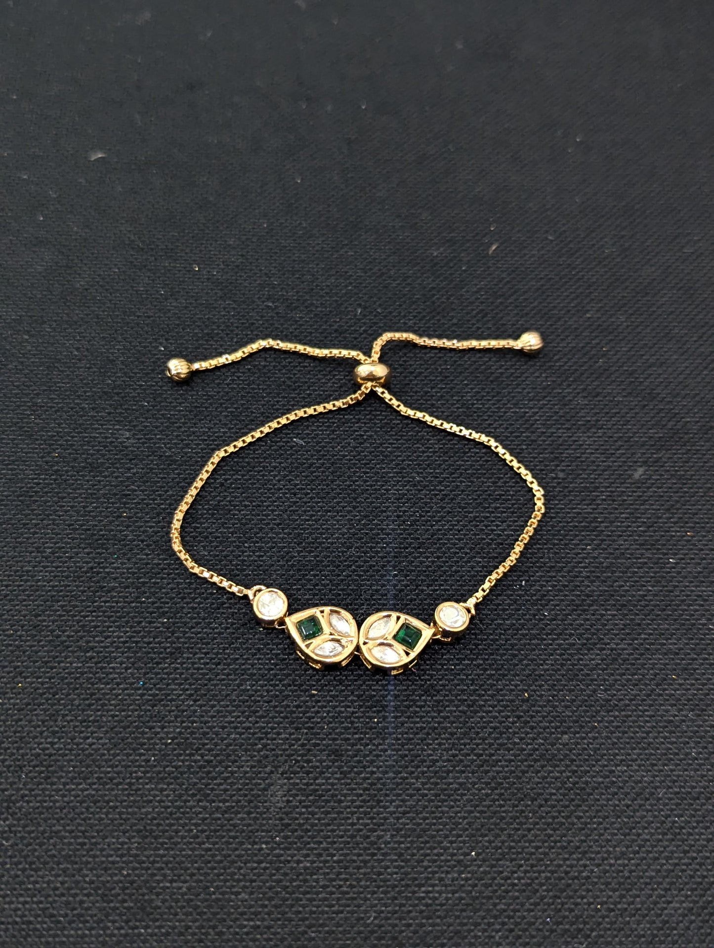 Teardrop design Kundan Adjustable bracelet