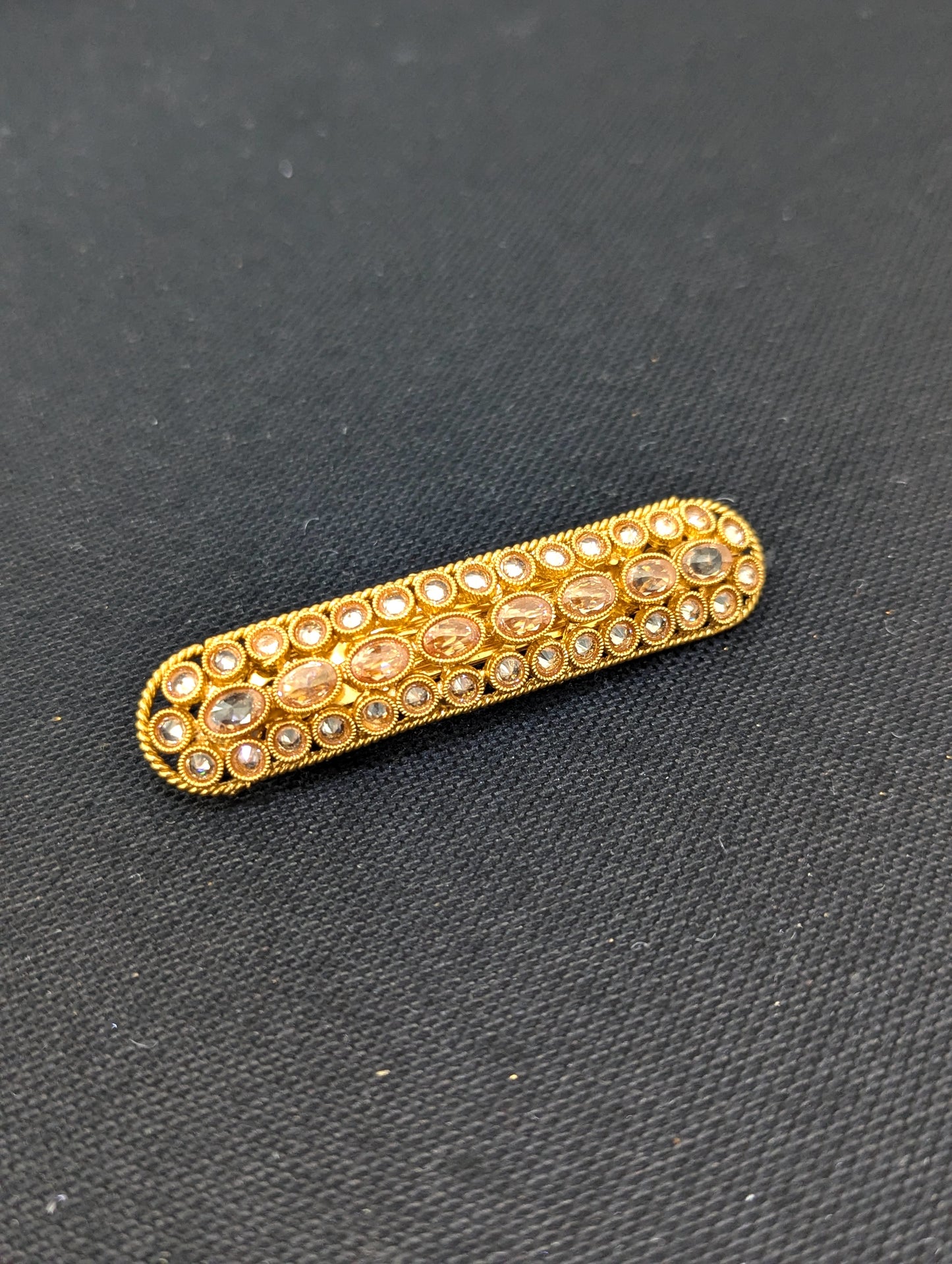 Oval polki gold plated small hair clip