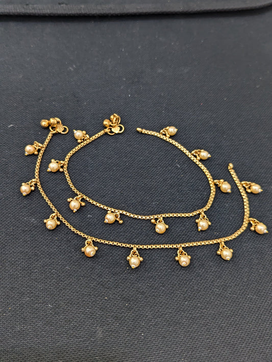 Gold plated pearl bead dangle Anklets - D3