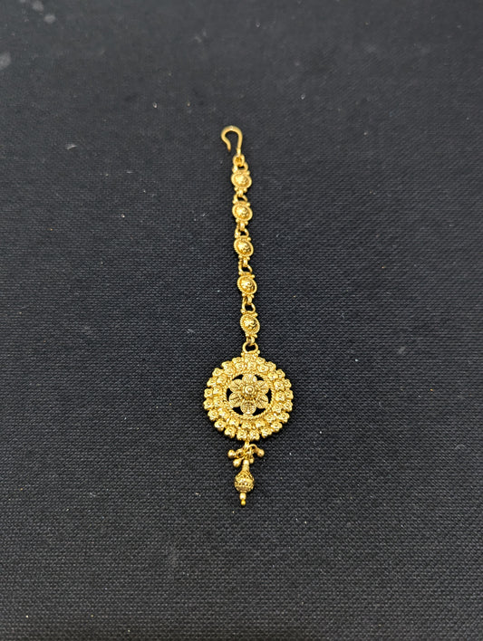 Bright Gold plated Round Maang Tikka