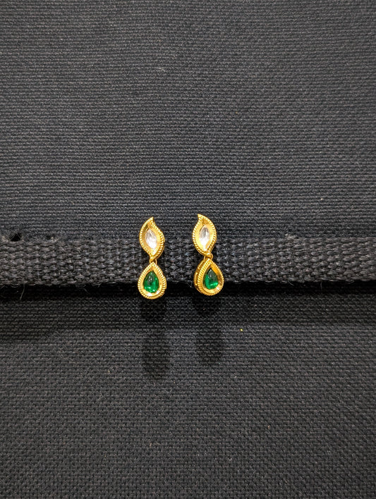 Kundan Teardrop Small Earrings